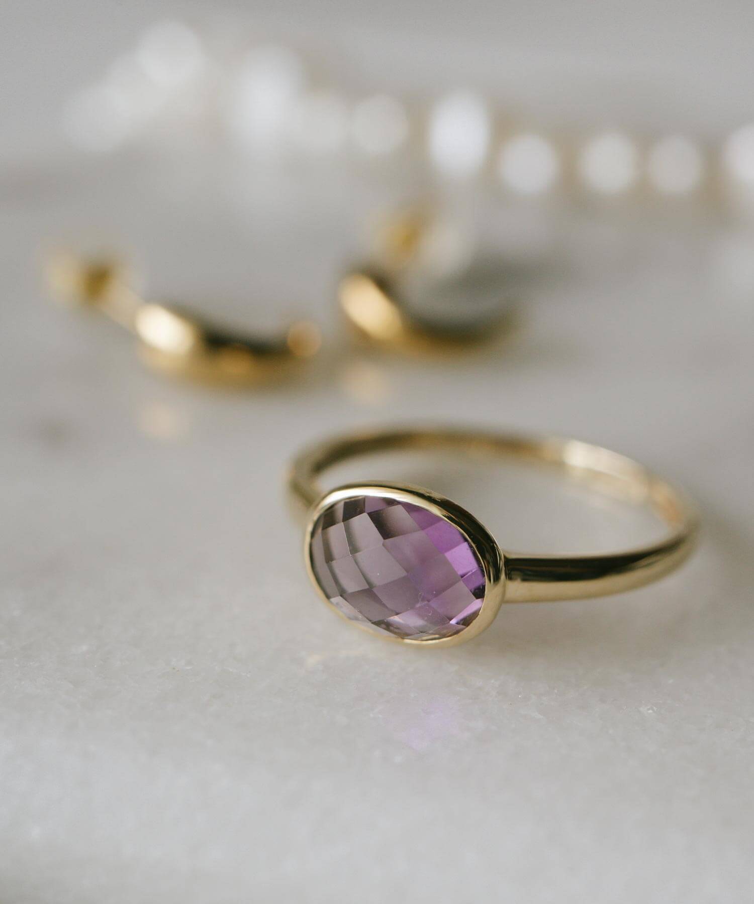 10K Gold Amethyst Obal Ring | GLOA-TVA