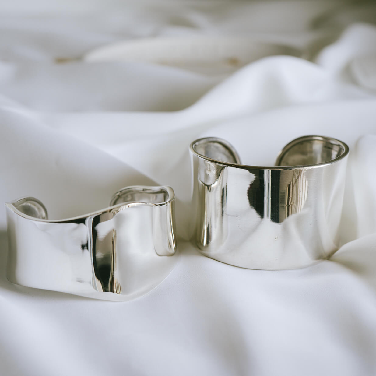 925 Sterling Silver Wide Bangle | KARPOS