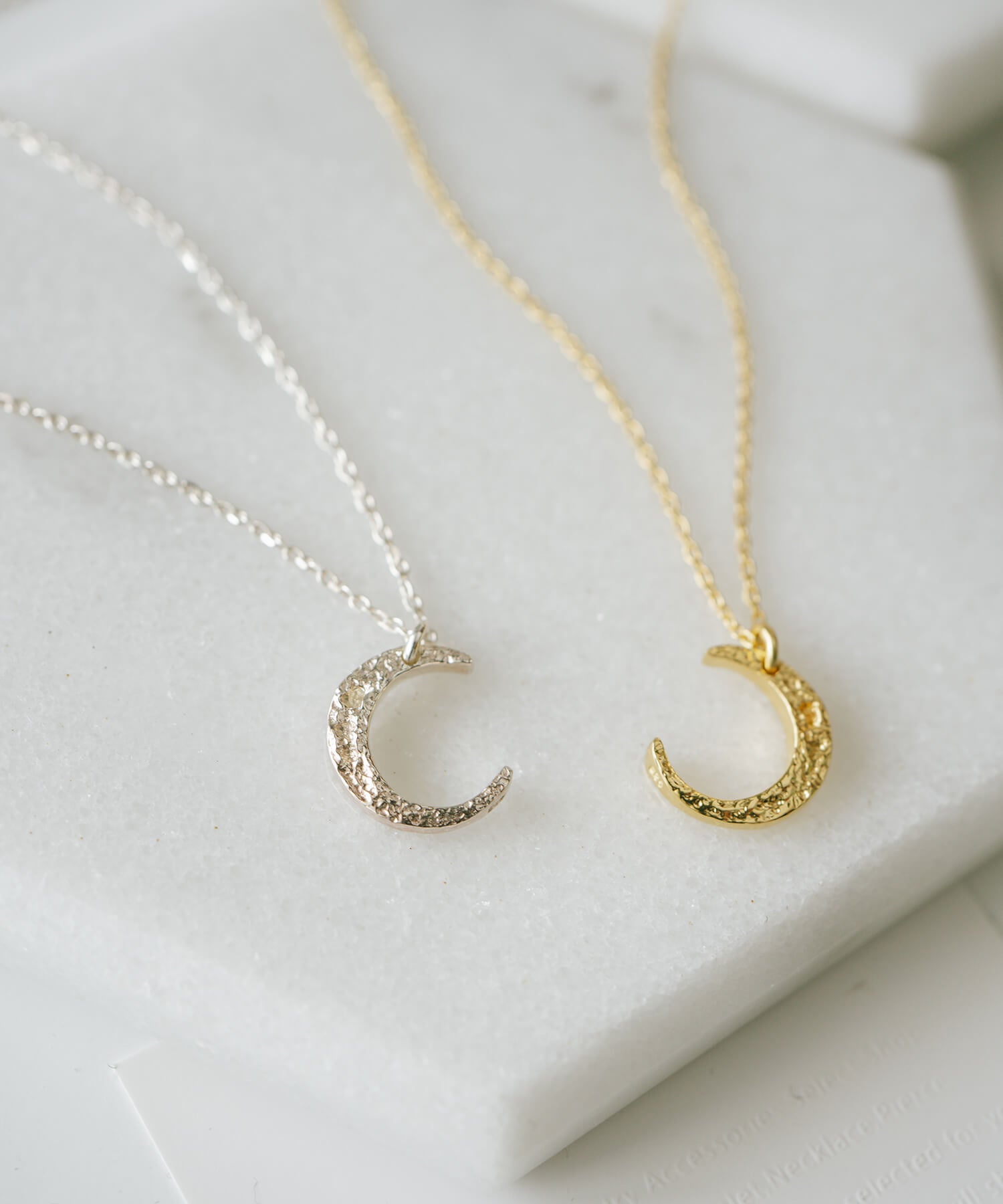 18K Gold Plated Sterling Silver Crescent Moon Pendant Necklace | LUNEVE