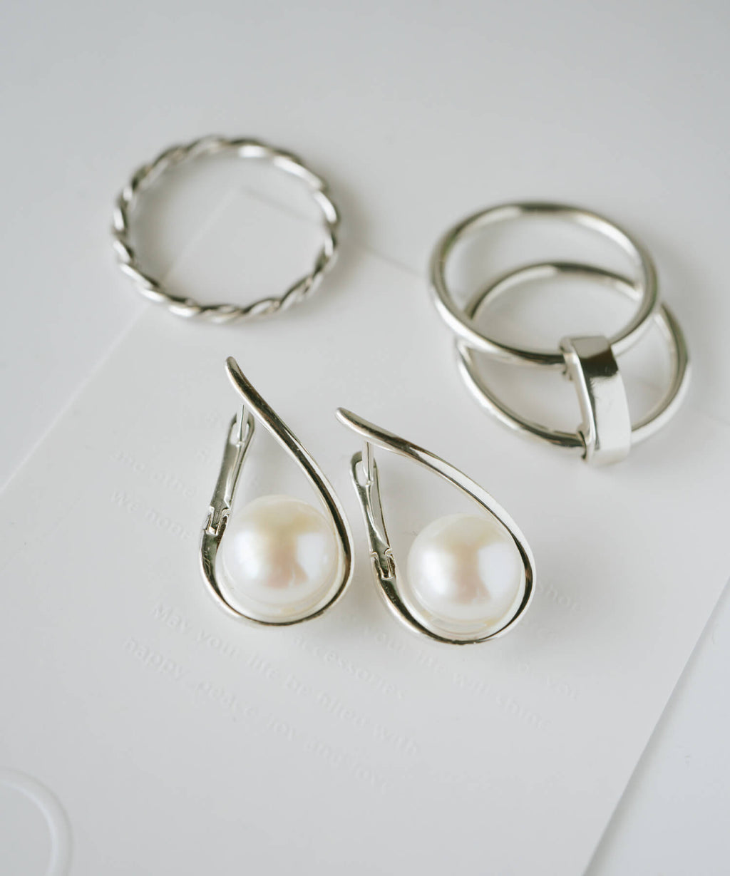 18K Gold Plated Sterling Silver Drop Pearl Earrings | AFRIZO-FYRA
