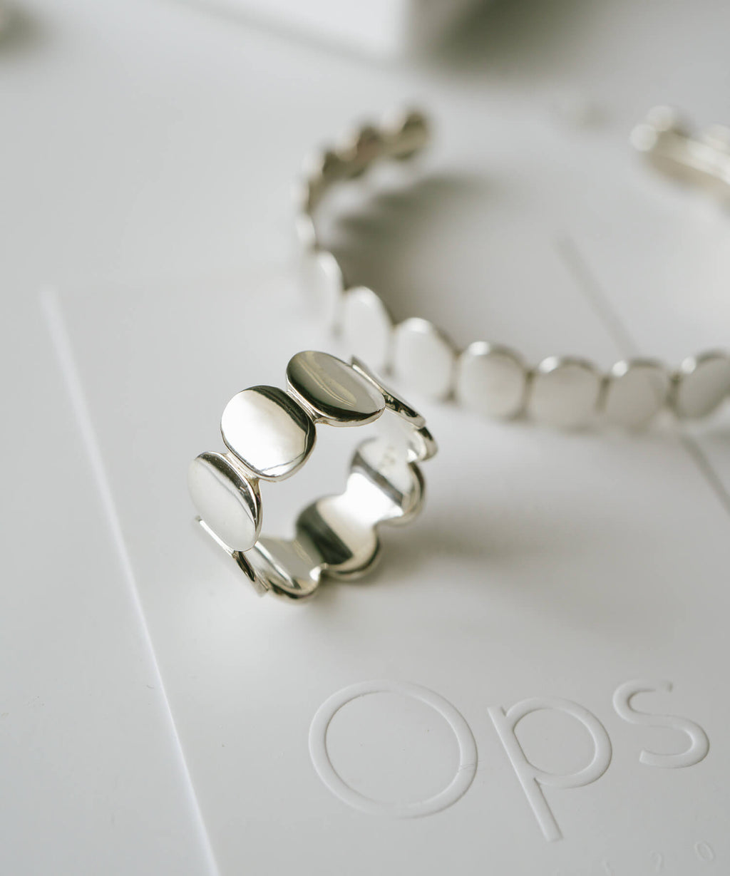 Oval Link Ring | AMALIA