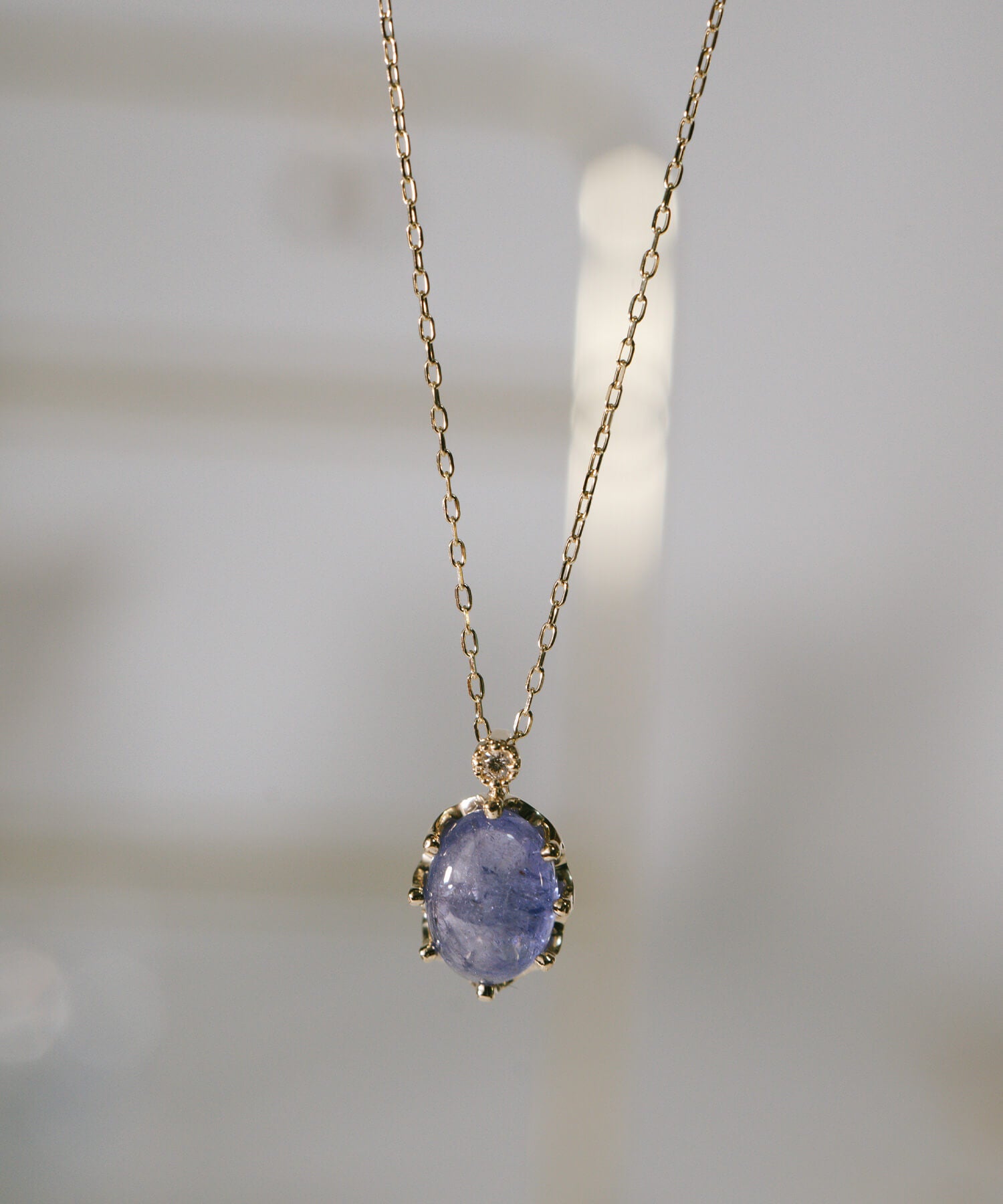 Oval Cabochon Necklace | ELIA-ETT