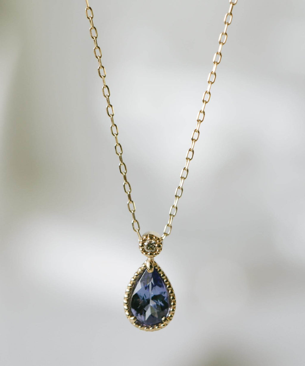 10K Gold Drop Gemstone Necklace | GLOA-SOLZE