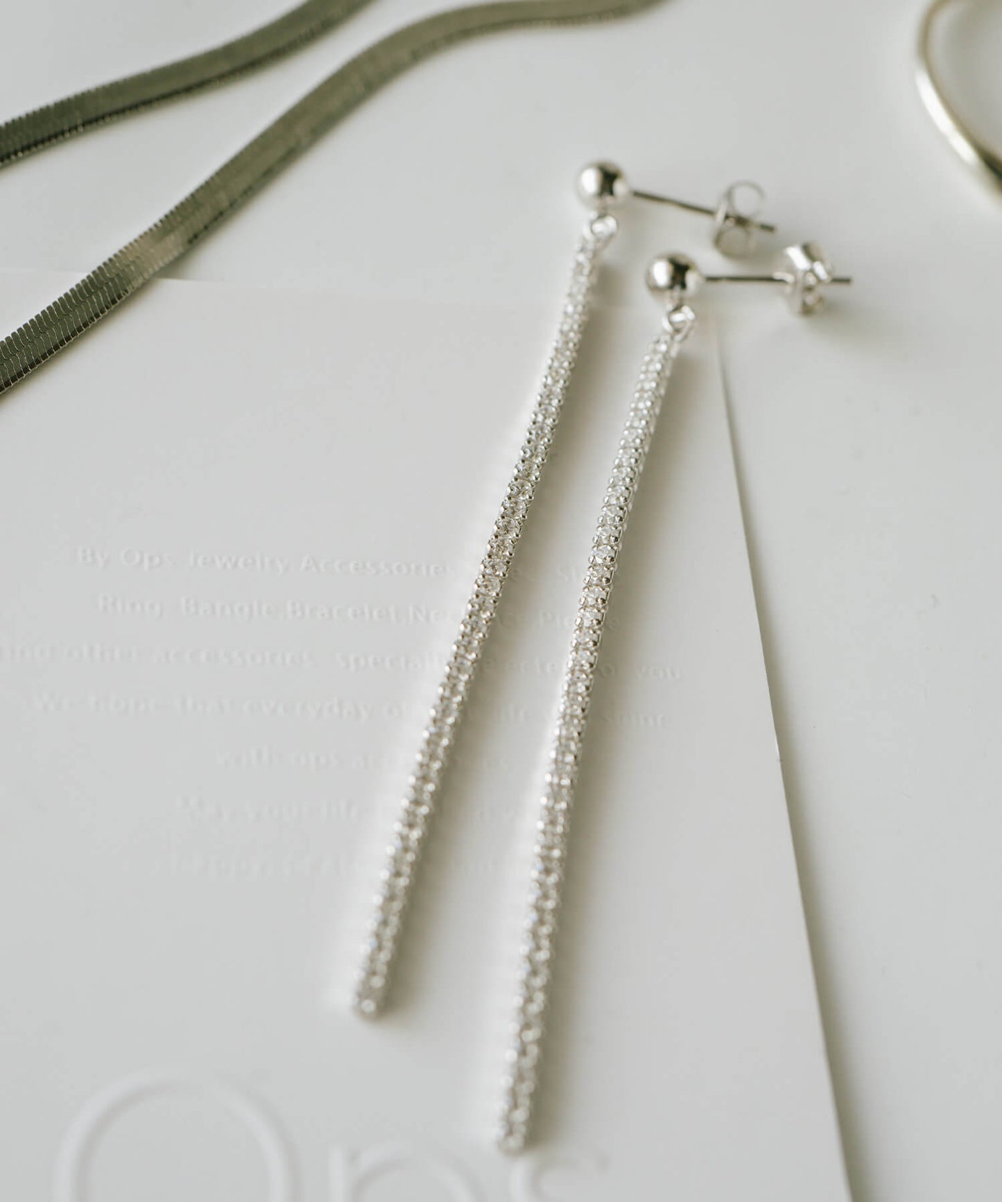 Silver925 Cubic Zirconia Line Chain Earrings | LUEURE-NOLL PIERCE