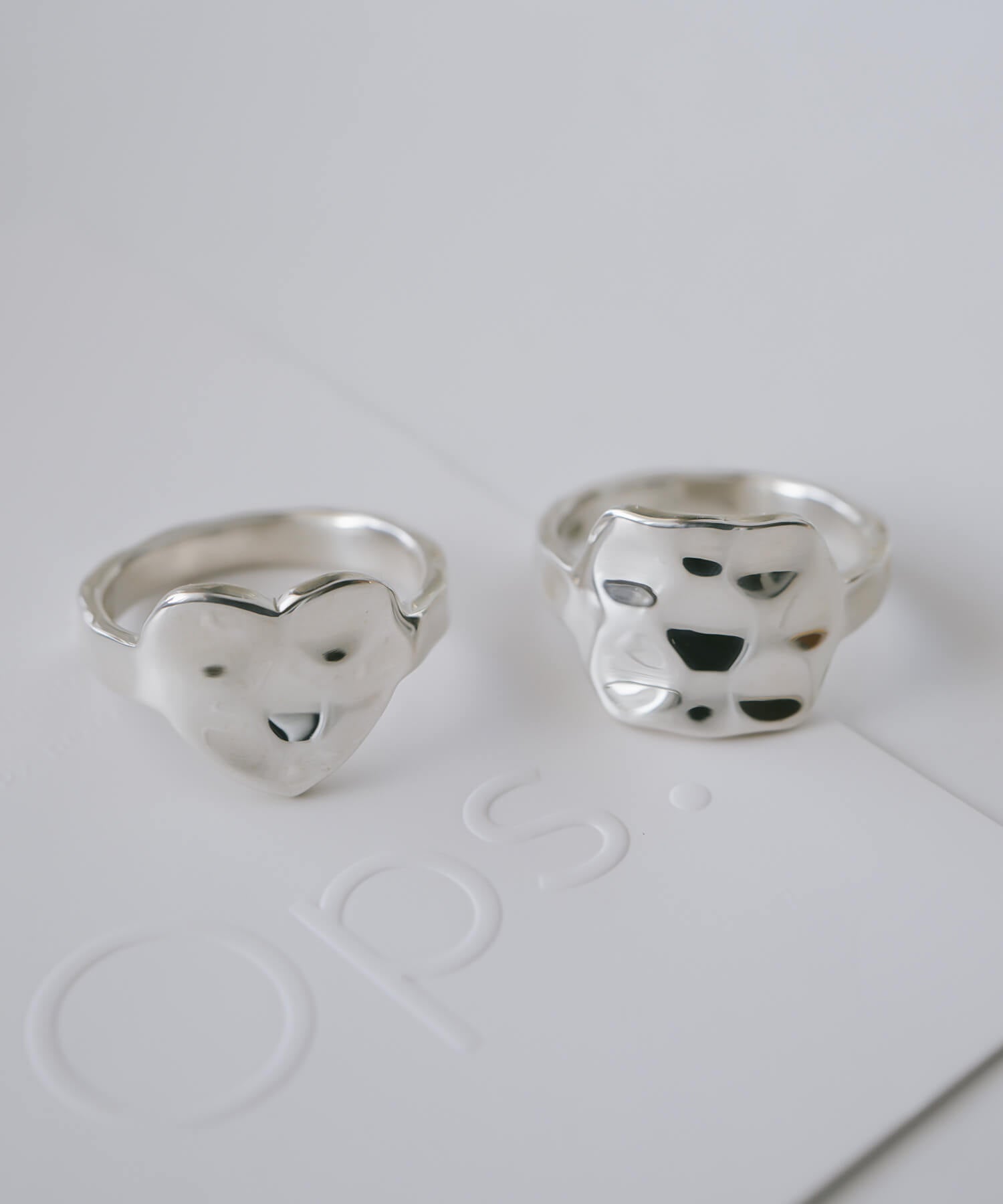 18K Gold Plated Sterling Silver Hammer Finish Flat Ring | OLIEOLIE