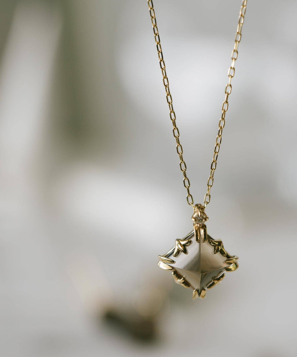 10K Gold Rhombus Smoky Quartz Necklace | TETRA-ATTA