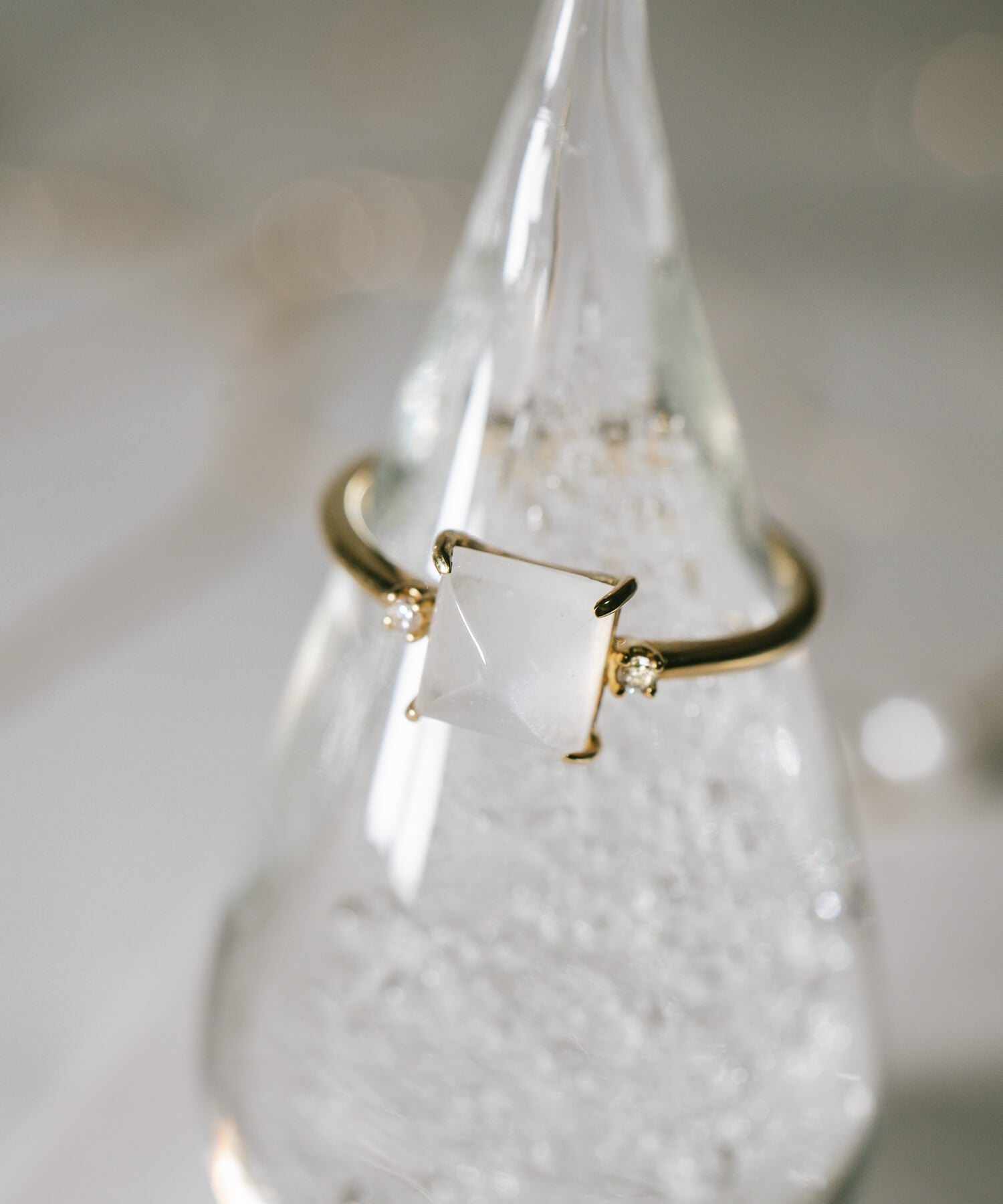 Square Shape Gemstone Ring | TETRA-NOLL
