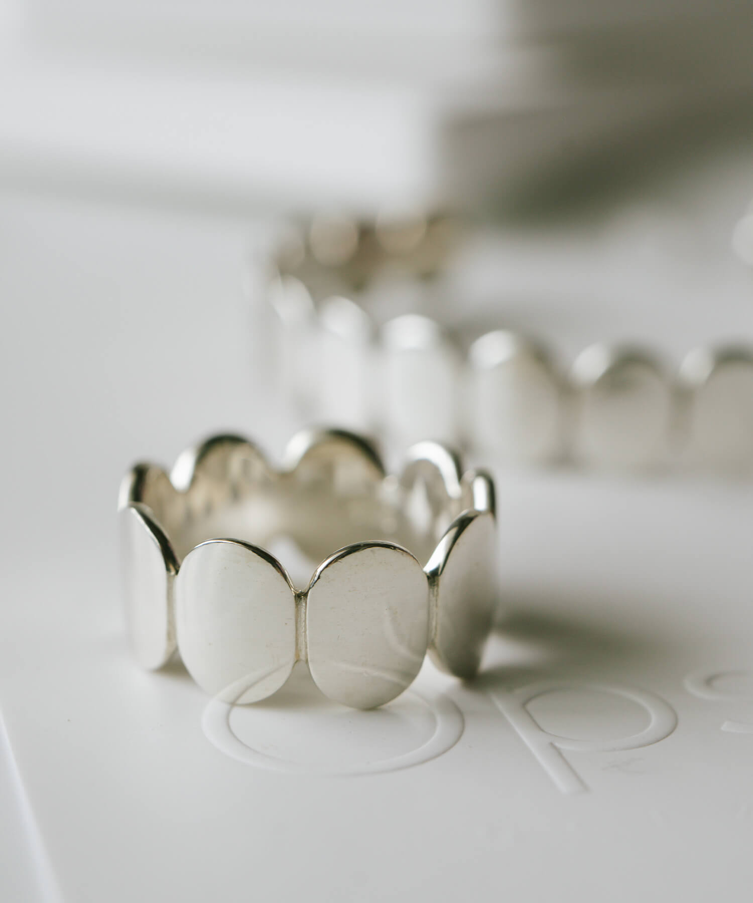 Oval Link Ring | AMALIA