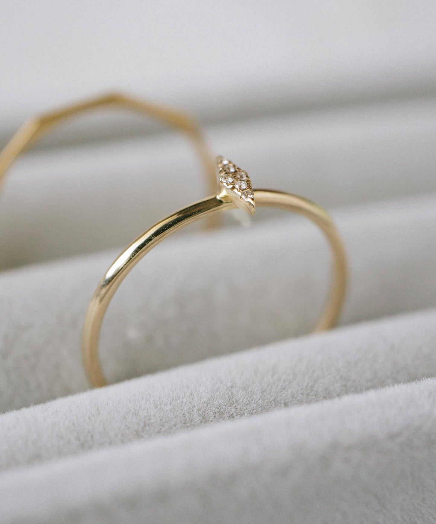K10 Pave Diamond Rhombus Ring | FOSTELLA RING