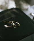 10K Gold Tiny Hang Earrings | GOUCCIA-MINI-10K