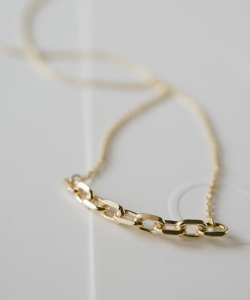 10K Gold Dainty Chain Link Necklace | KATENA