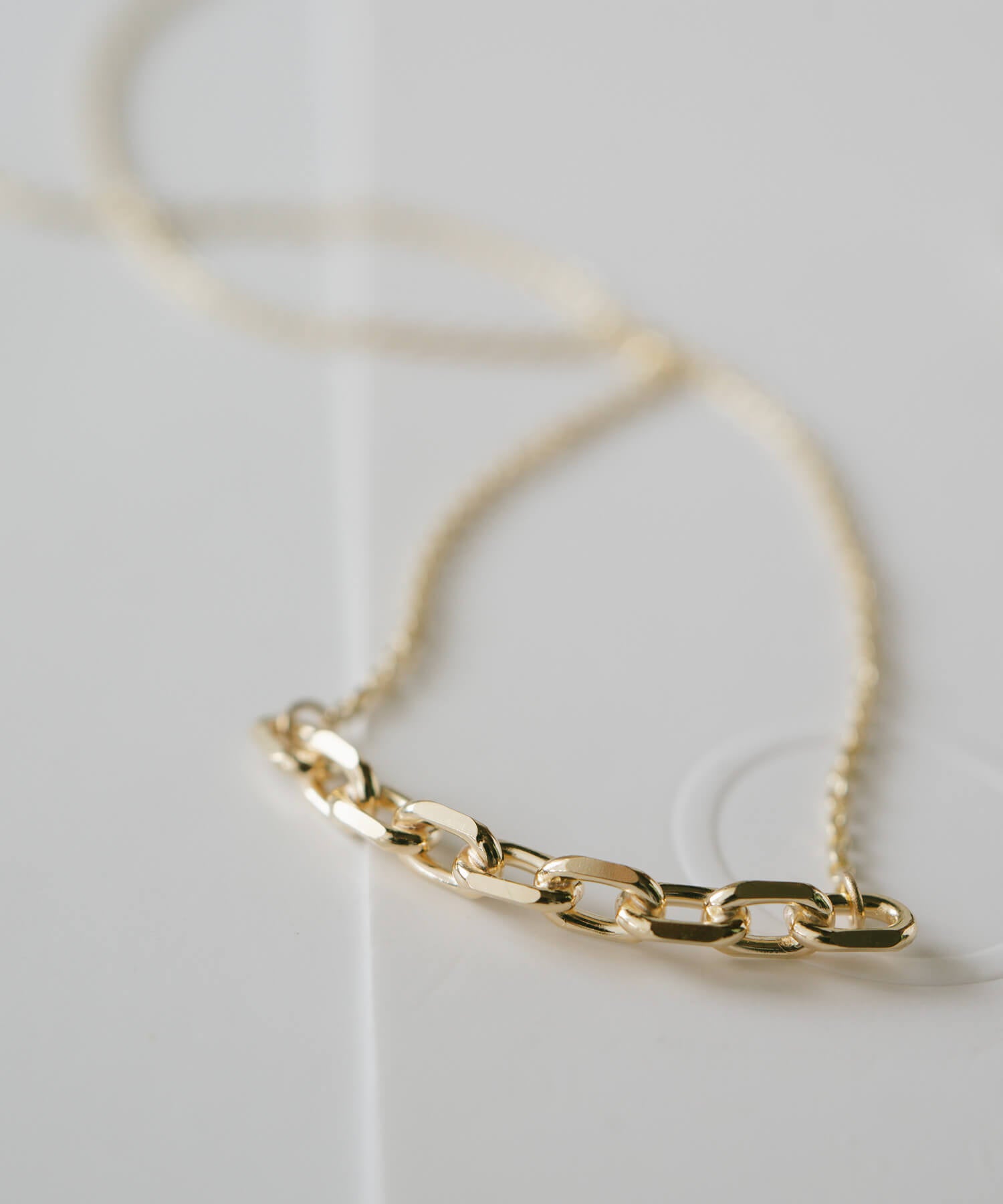 10K Gold Dainty Chain Link Necklace | KATENA