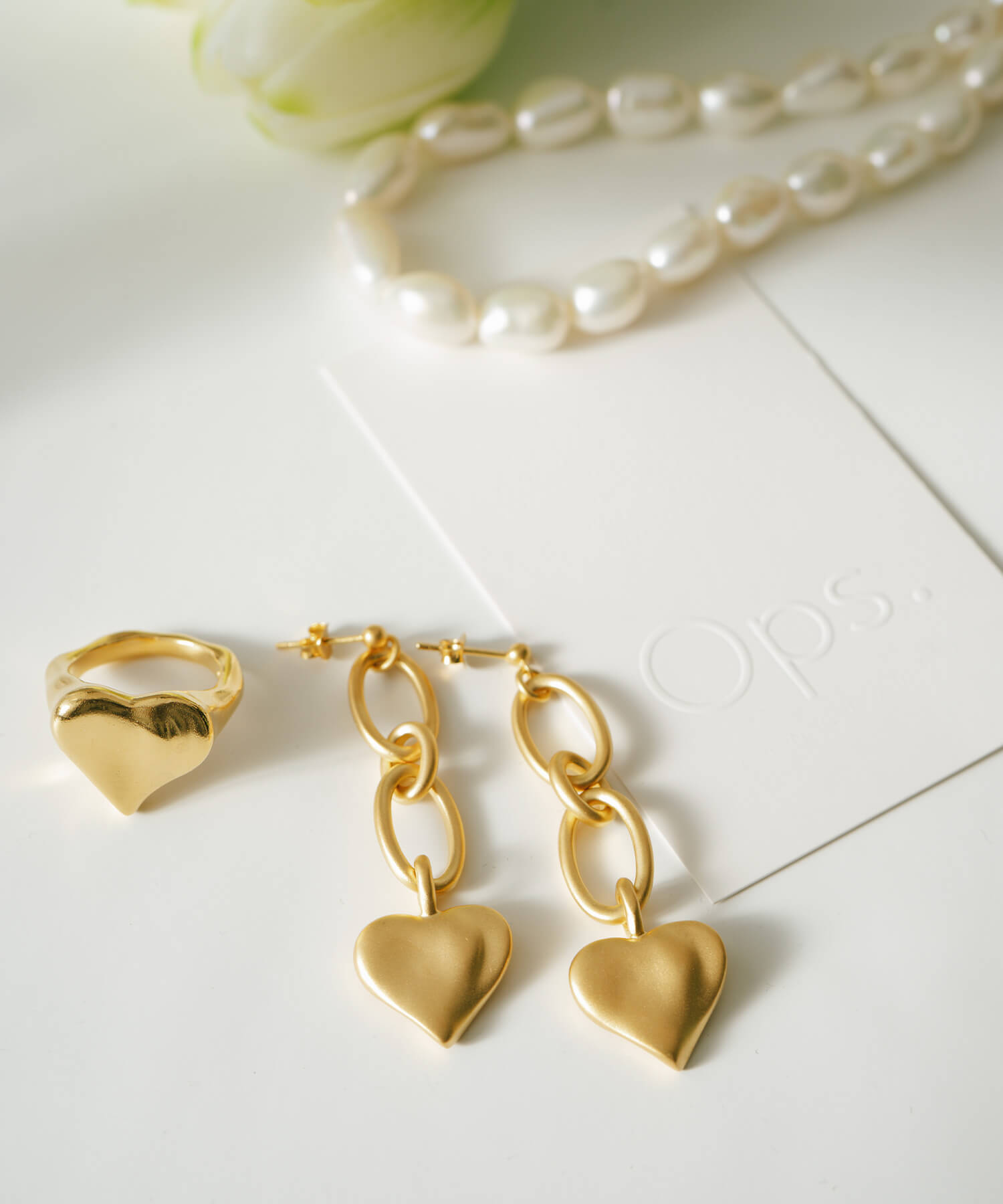 Heart chain Earrings | MELLOW HEART CHAIN PIERCE