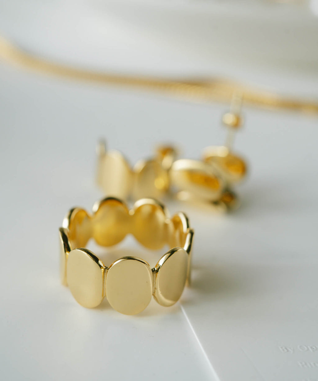 Oval Link Ring | AMALIA