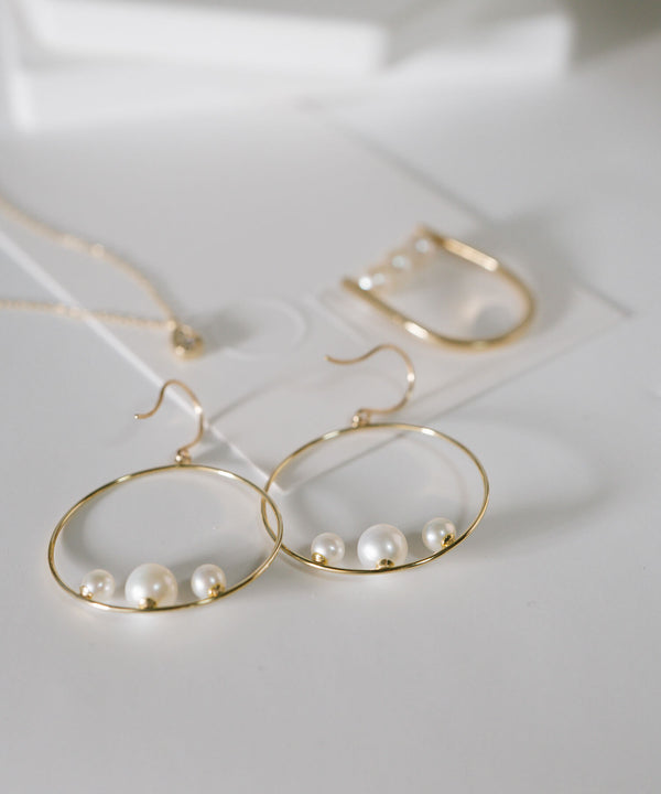 Dangle Hoop Pearl Earrings | PERLE-PERKA-PE