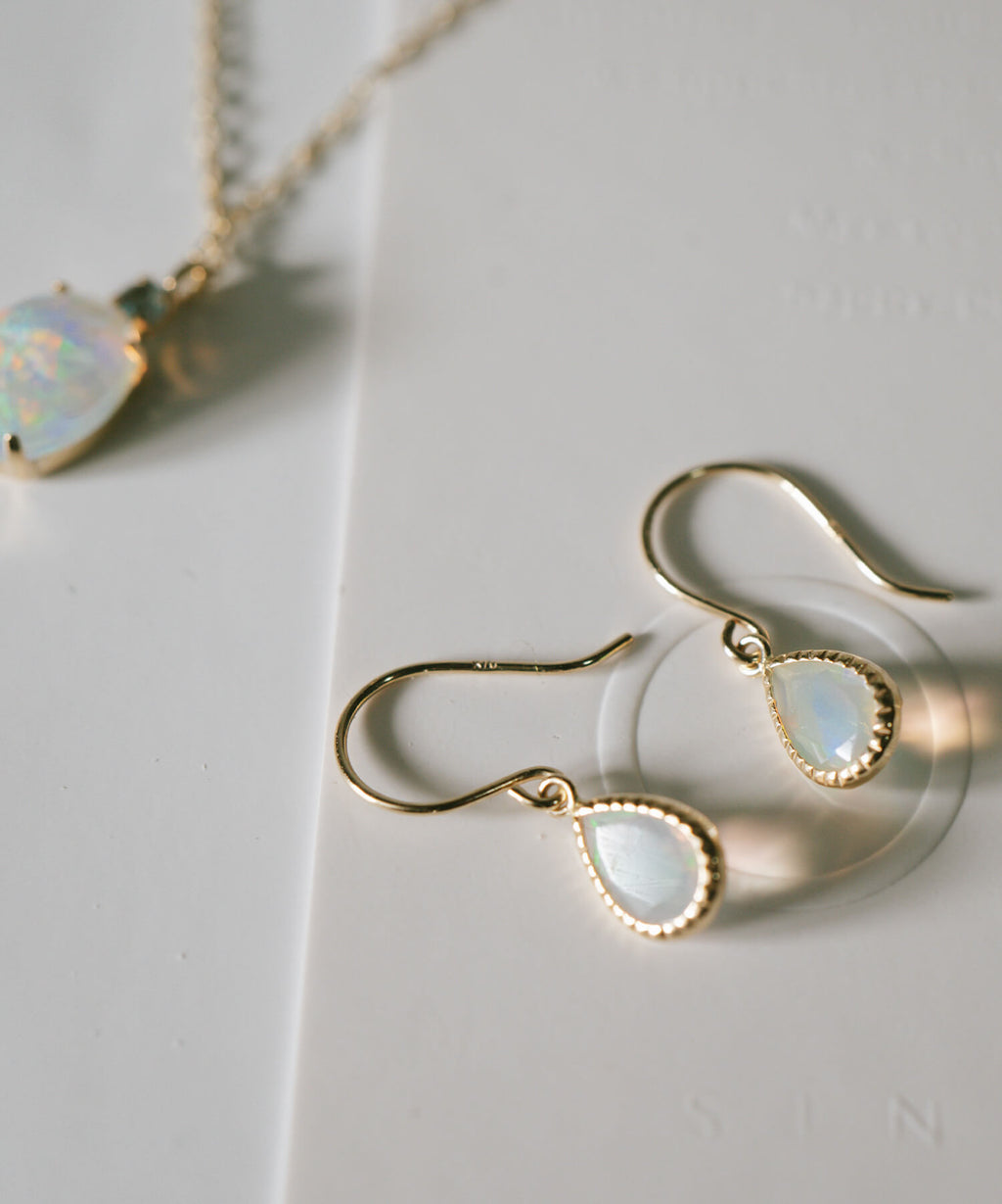 10K Gold Gemstone Tear Drop Earring | TERRA-SOLZE