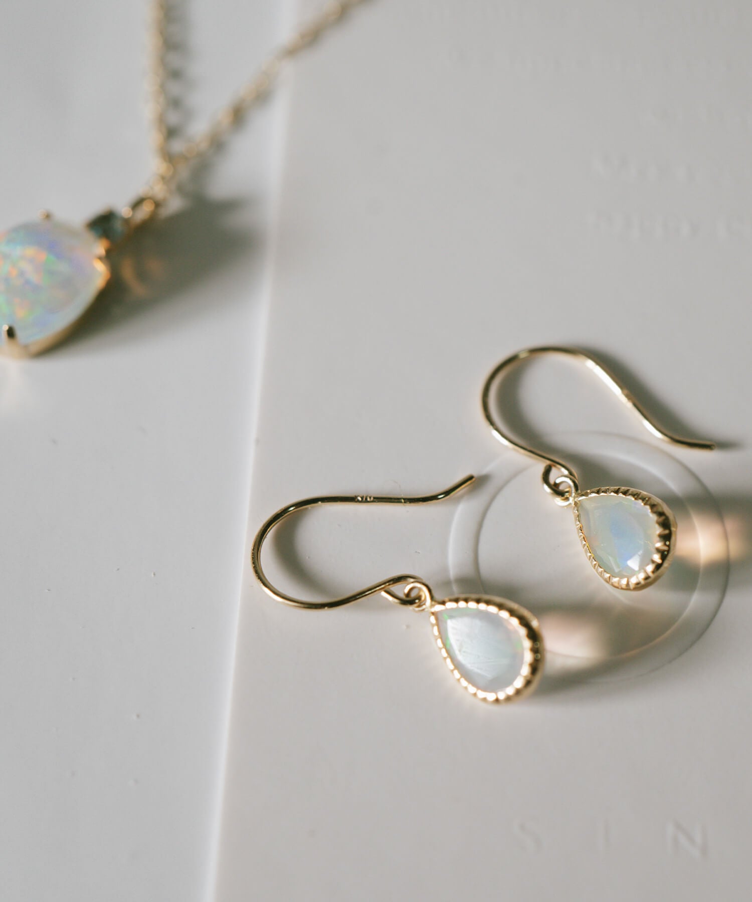 10K Gold Gemstone Tear Drop Earring | TERRA-SOLZE