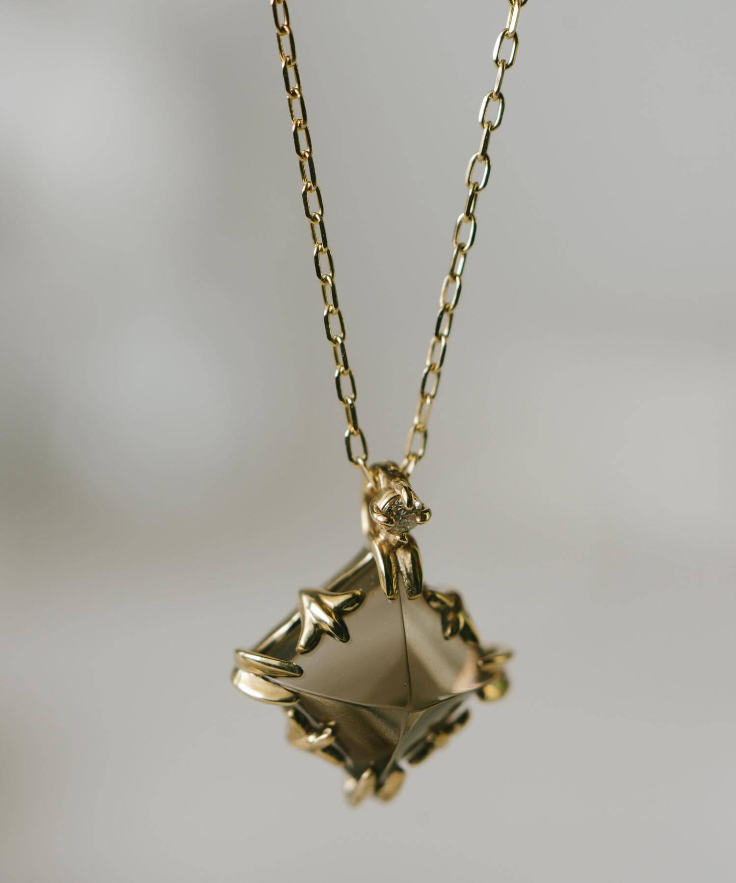 10K Gold Rhombus Smoky Quartz Necklace | TETRA-ATTA