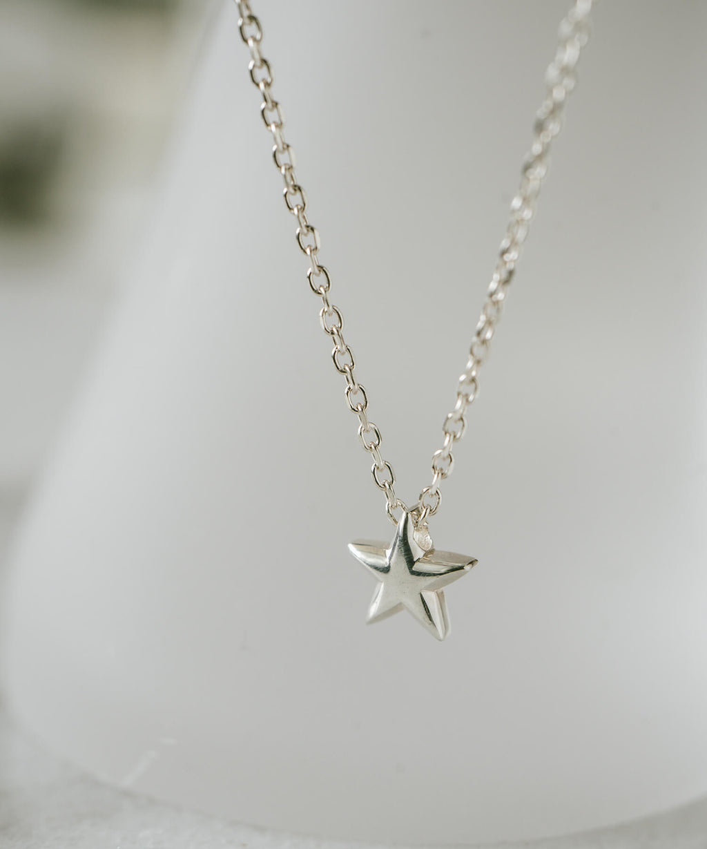 18K Gold Plated Sterling Silver Tiny Star Necklace | ZIRKA