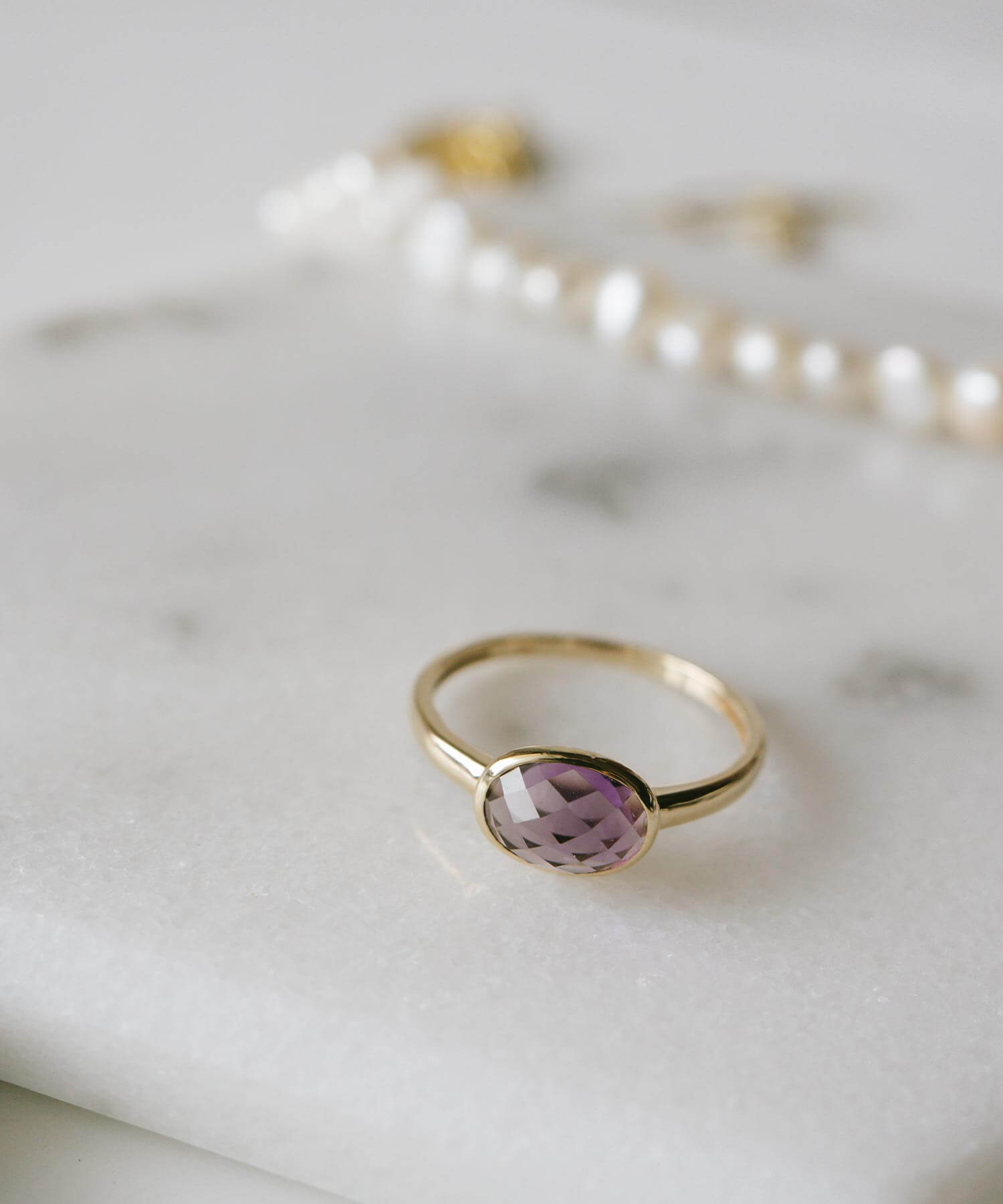 10K Gold Amethyst Obal Ring | GLOA-TVA