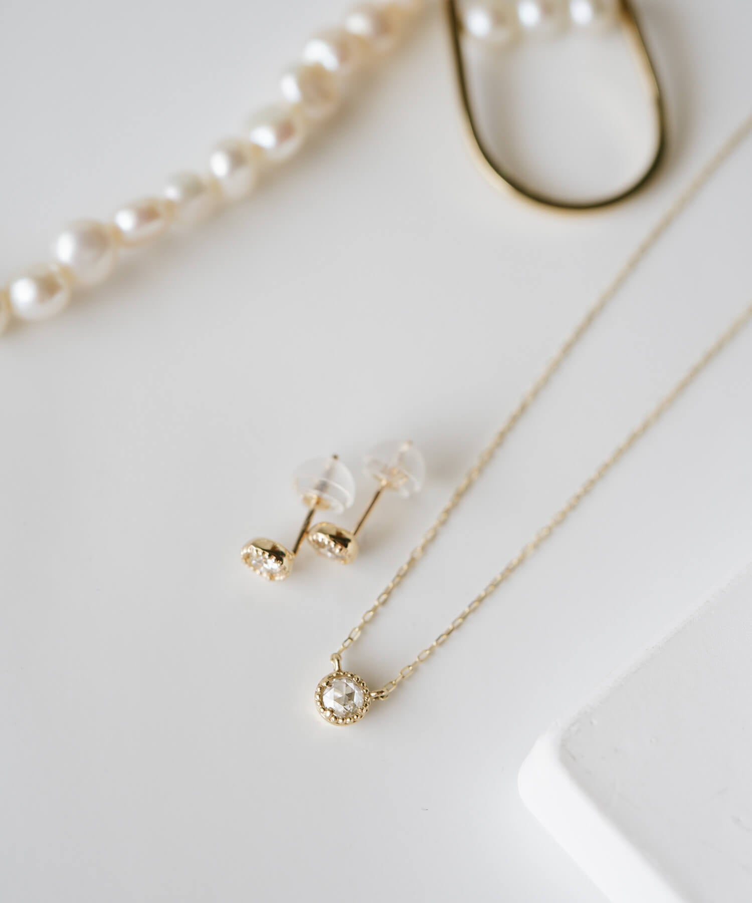 Dainty Round Diamond Necklace | ASTERI-VEGA