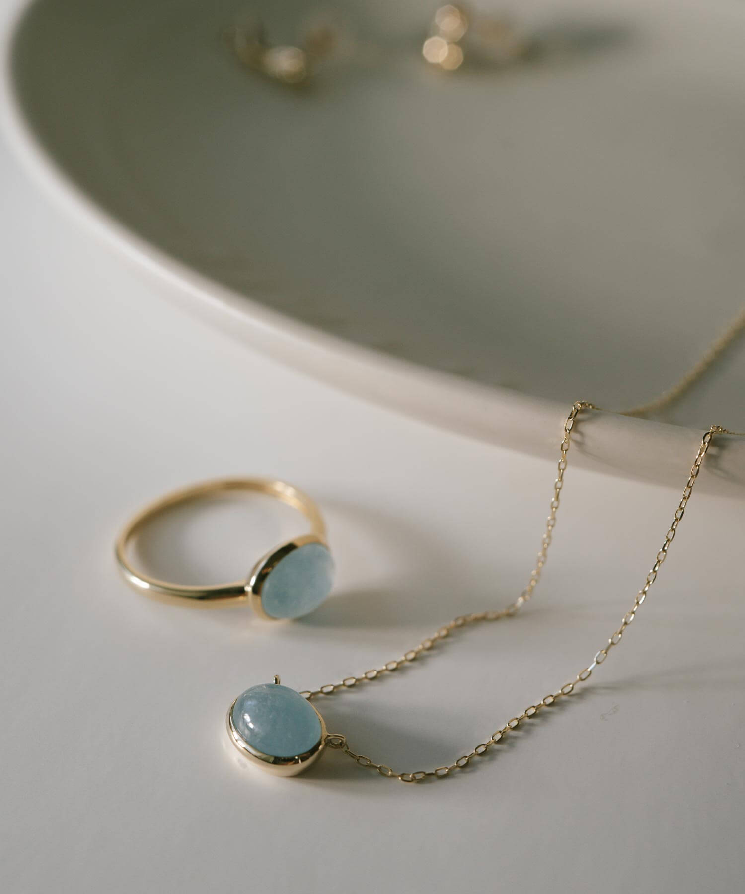 10K Gold Oval Gemstone Necklace | ELIA-TRE