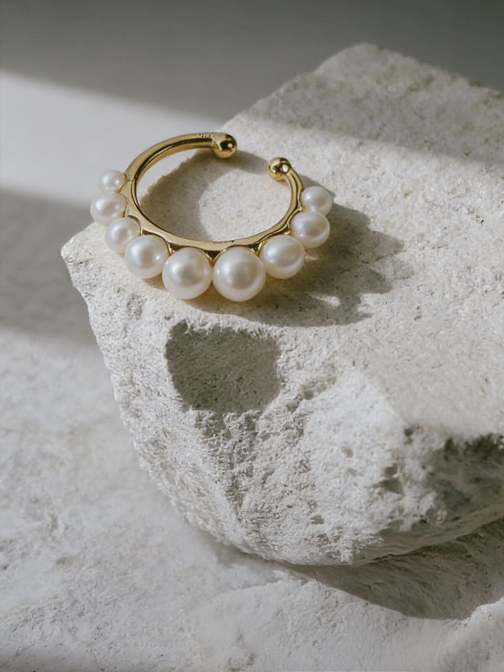 10K Gold Tambourine Pearl Earcuff | PANDERETTA