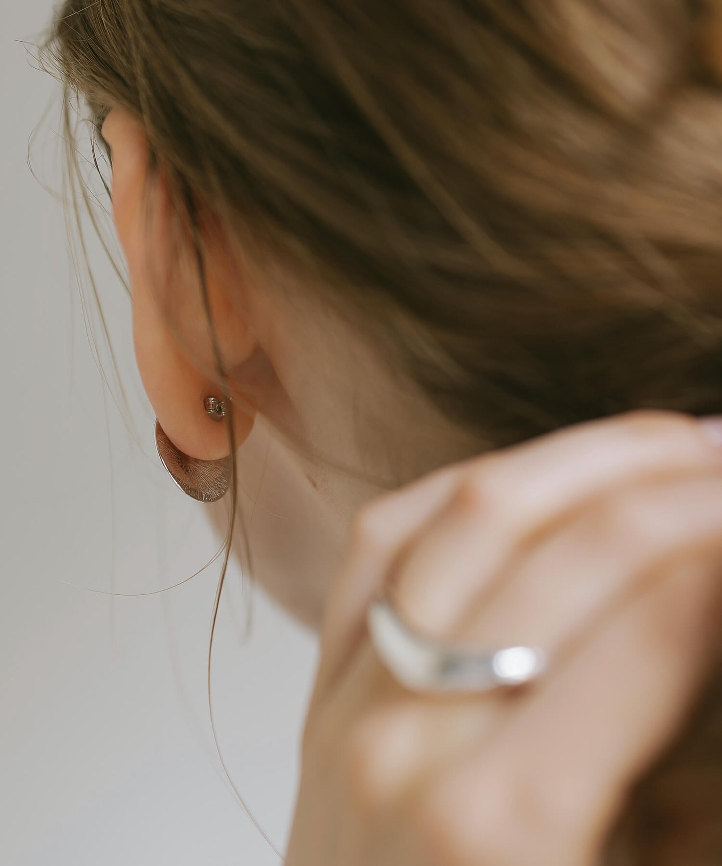 Silver925 Pool Disk Earrings | IVERQUA-PE