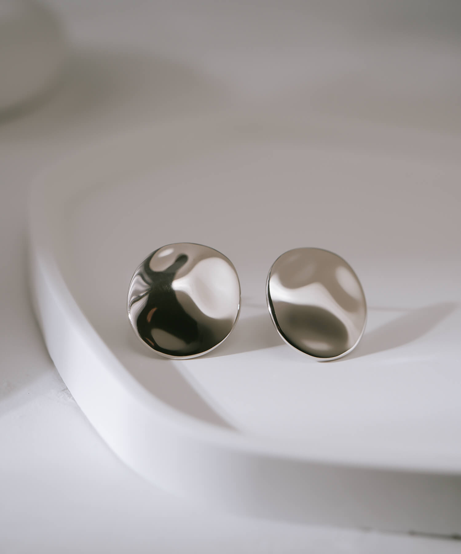 18K Gold Plated Sterling Silver Pool Disk Earrings | IVERQUA