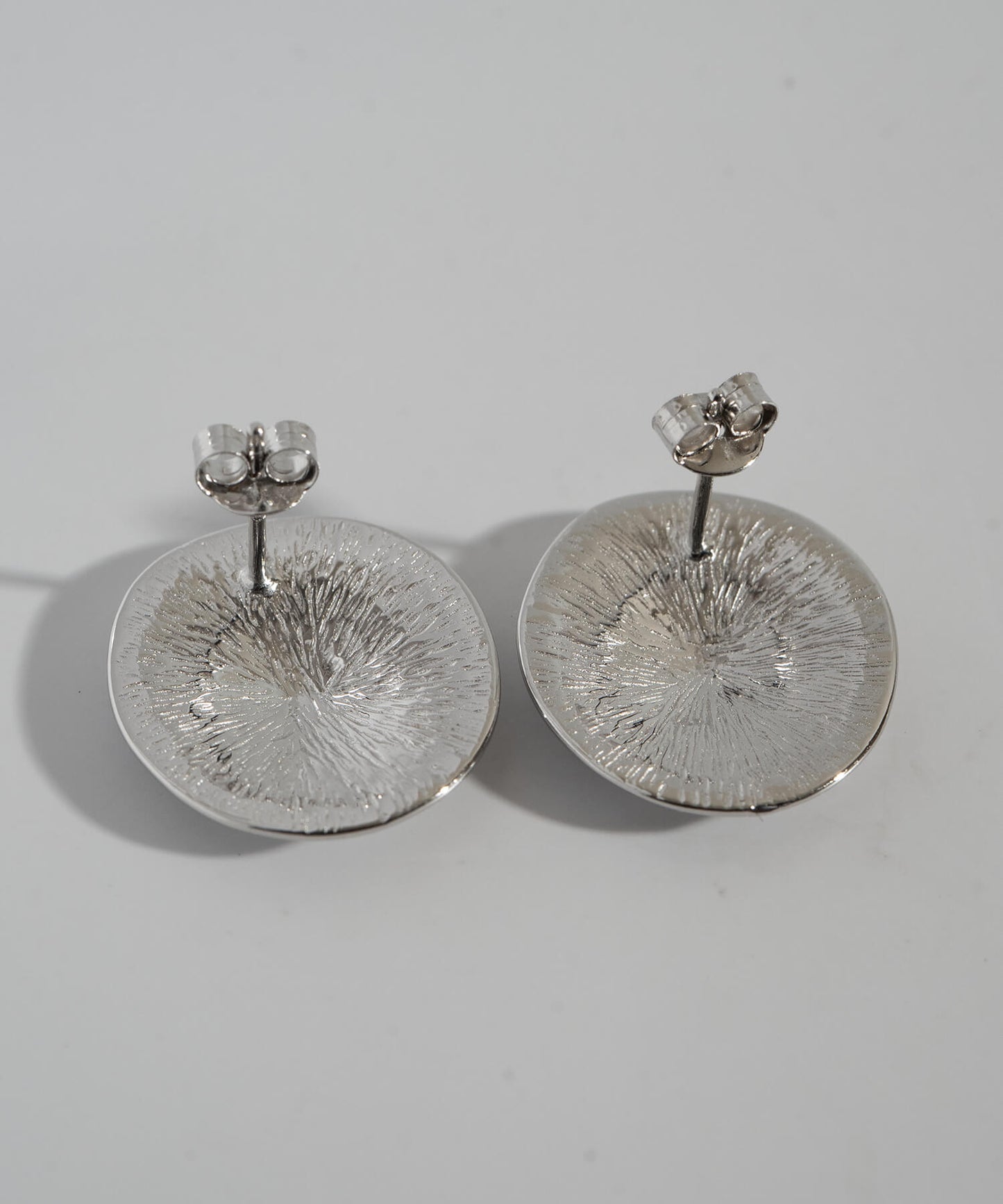 Silver925 Pool Disk Earrings | IVERQUA-PE