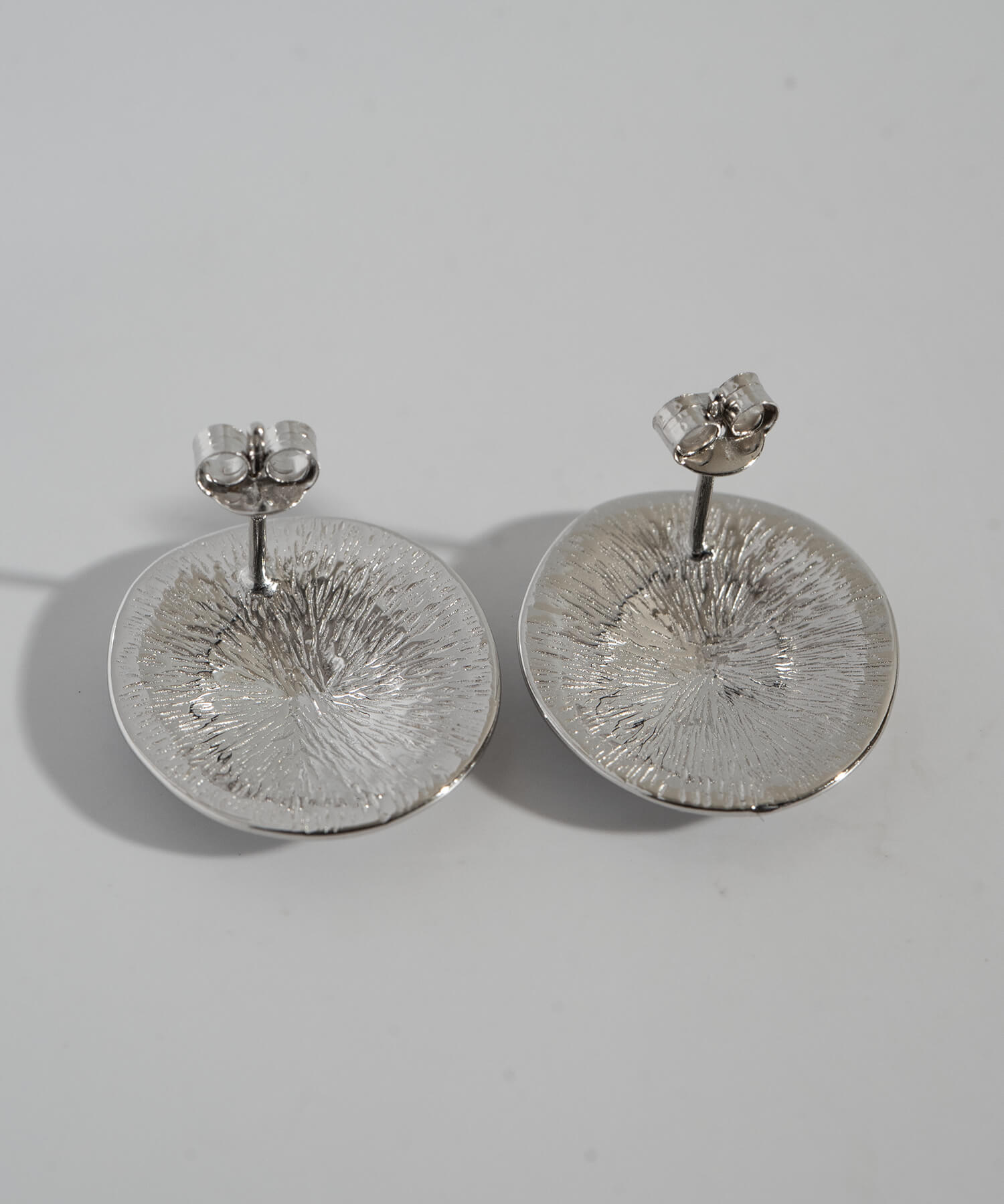 18K Gold Plated Sterling Silver Pool Disk Earrings | IVERQUA