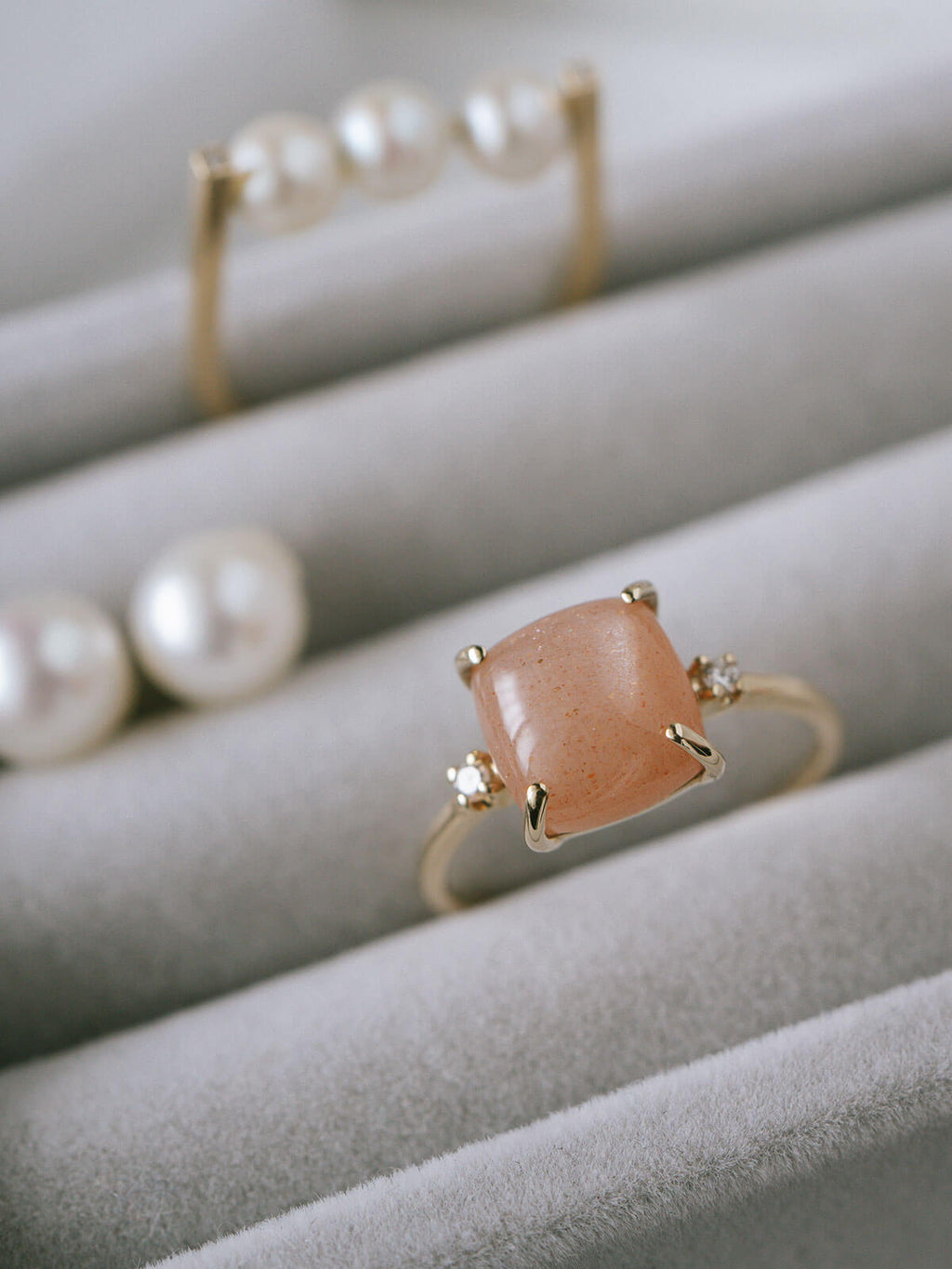 10K Gold Square Gemstone Ring | LACHTARA-TVA