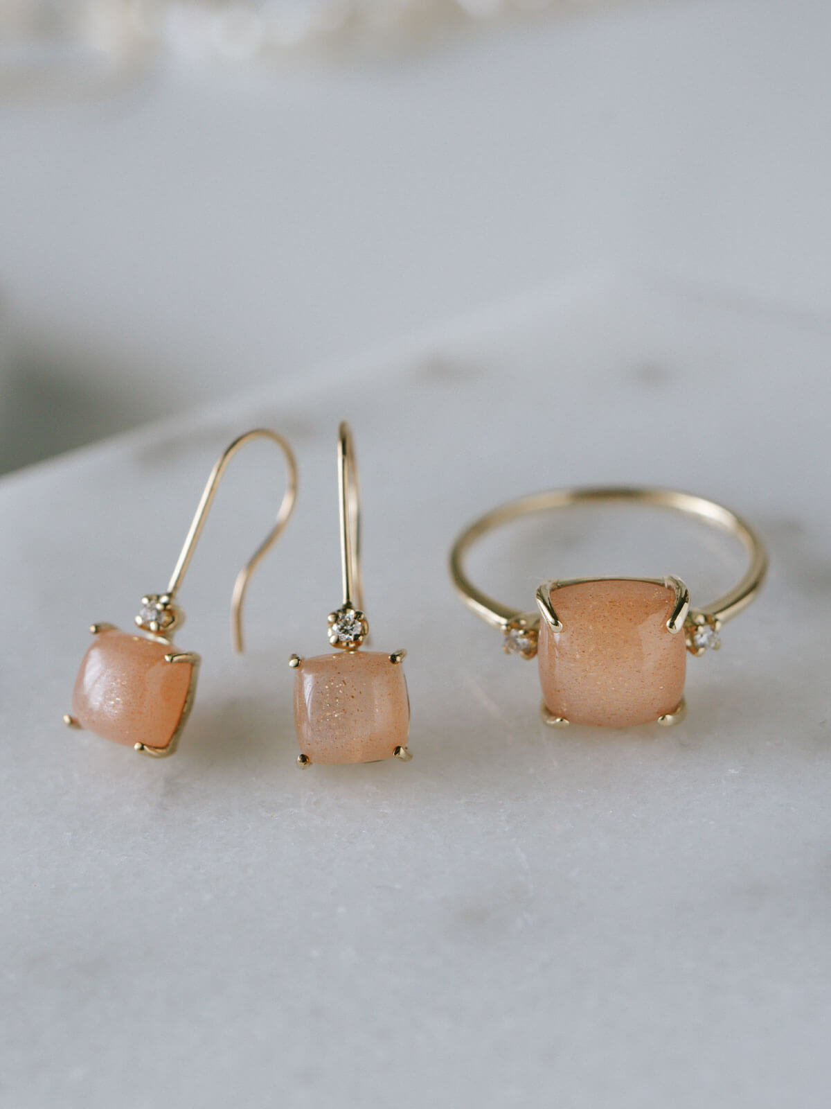 10K Gold Square Gemstone Ring | LACHTARA-TVA