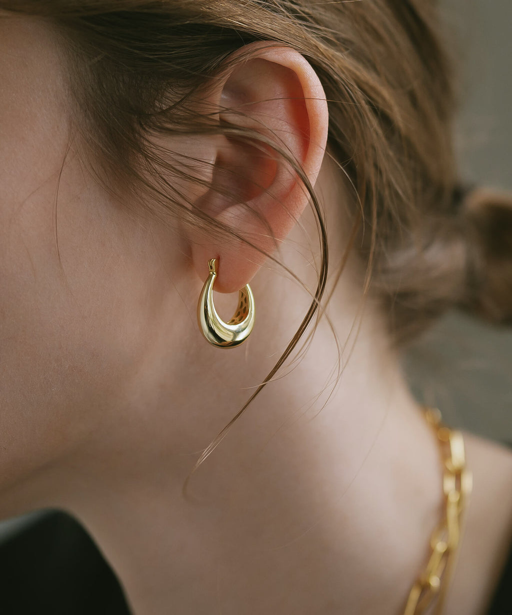 18K Gold Plated Sterling Silver Dewcurve Earrings | LADEW-MIEL