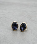 10K Gold Oval Iolite Bezel Stud Earrings | LENTE - 置き画 ペア コンクリート | Ops. Jewelry