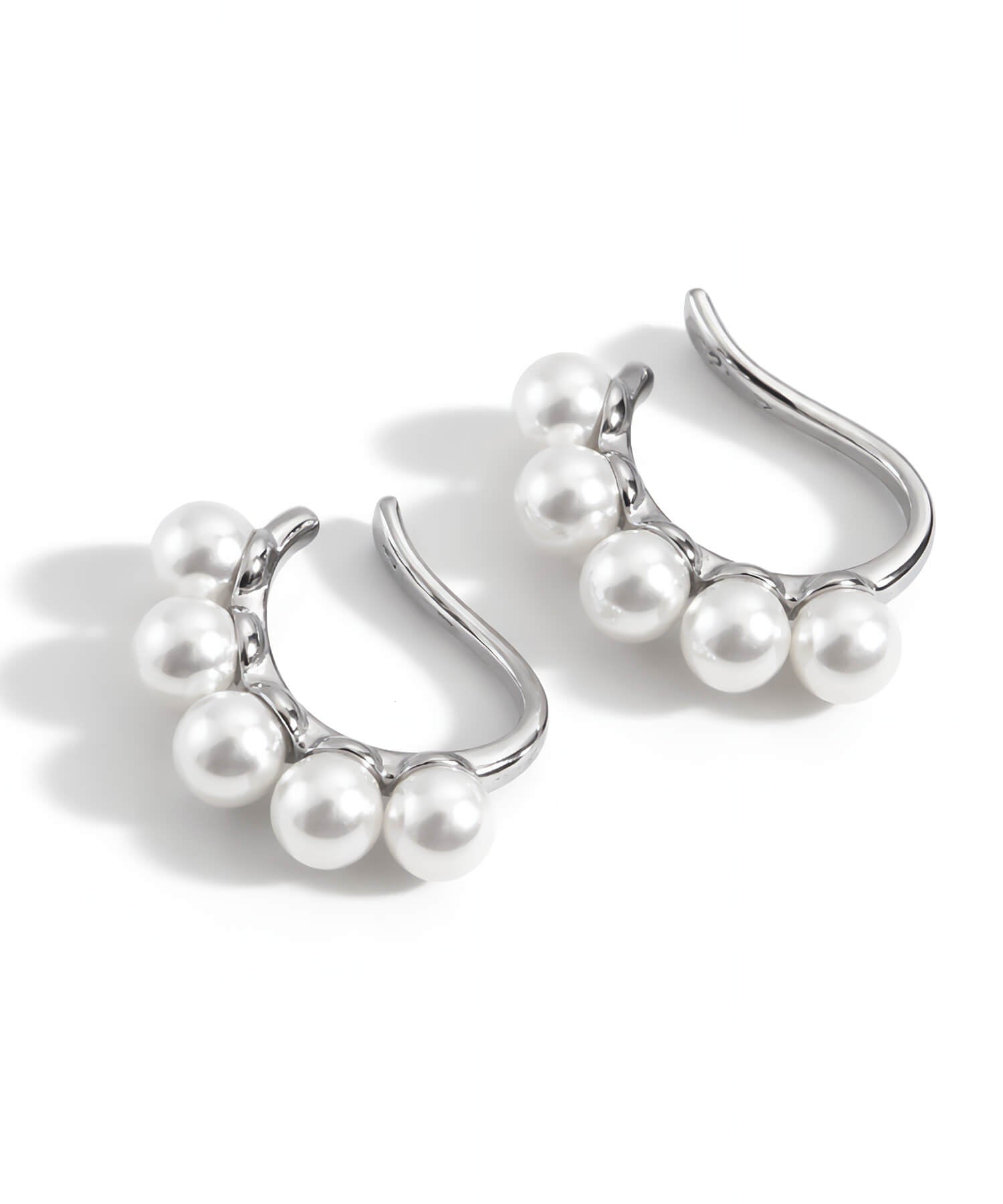 18K Gold Plated Sterling Silver Bowline Pearl Earcuff | LONAE