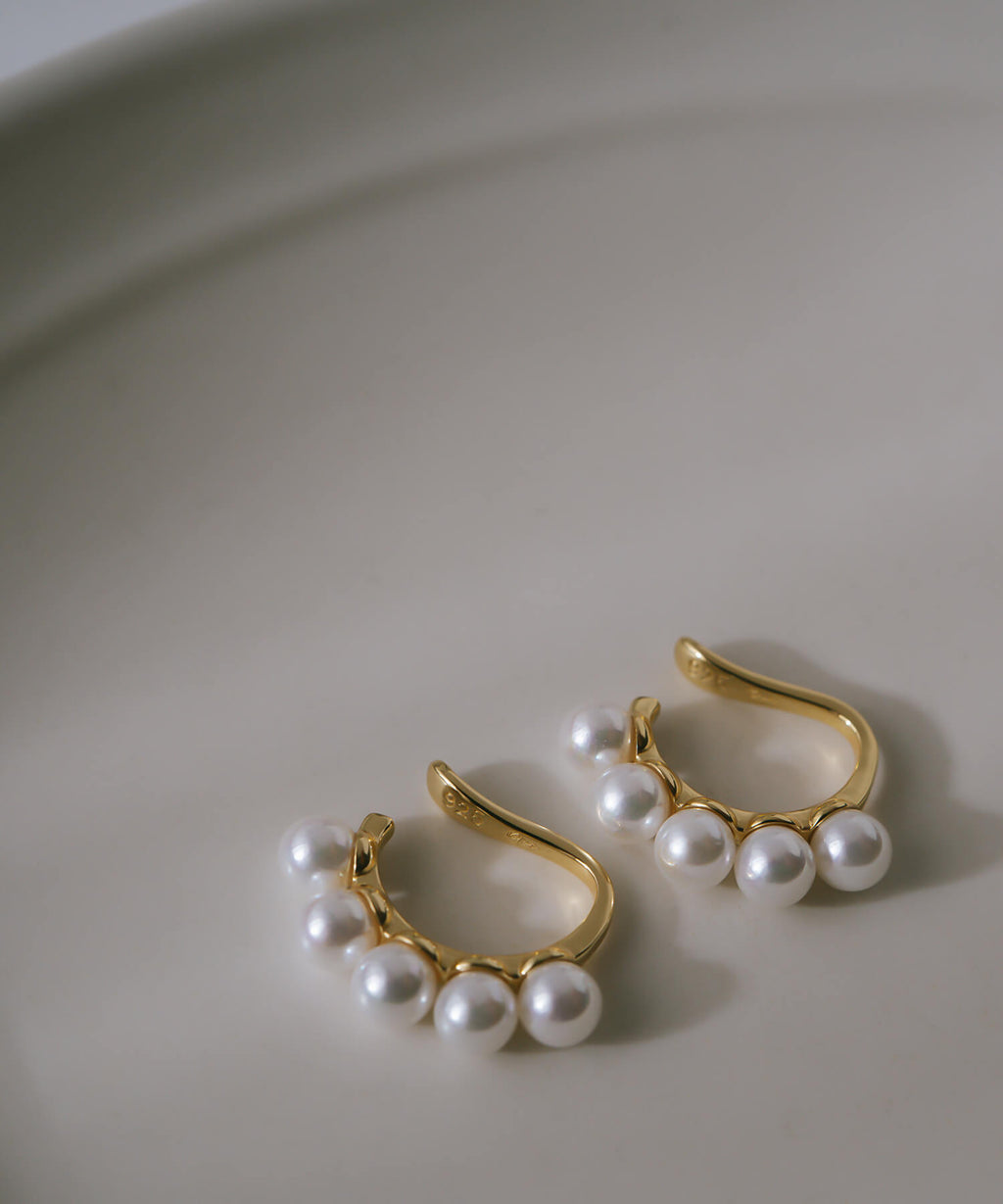 18K Gold Plated Sterling Silver Bowline Pearl Earcuff | LONAE