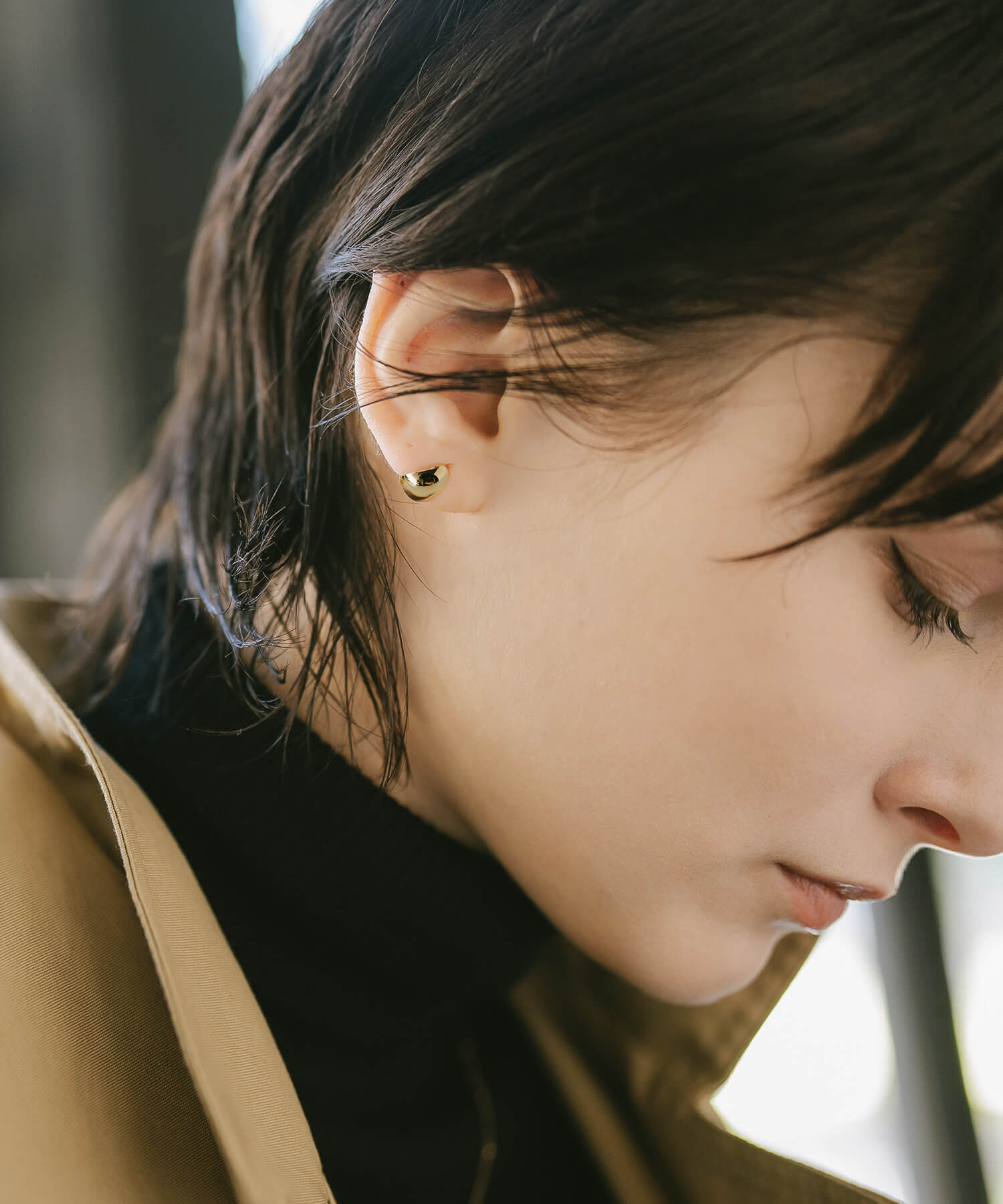 18K Gold Crescent Hoop Earrings | LUZON HOOP