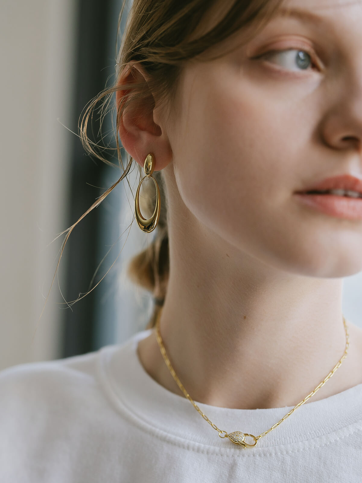 18K Gold Plated Sterling Silver Oval Swing Earrings | LYOMRA