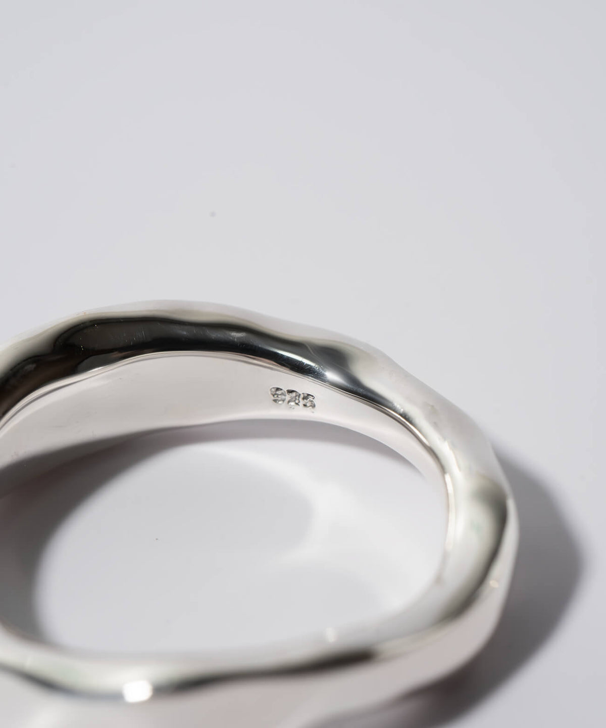 Inside of the ripple wave ring showing the 925 hallmark