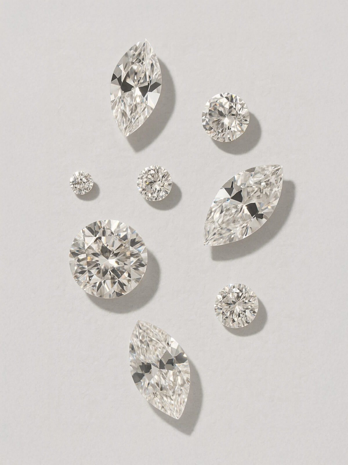 18K Gold Divine Gaze Glint Earrings | MAQUIGIA