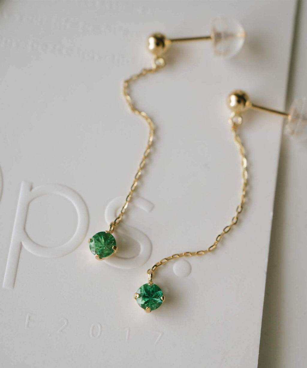 10K Gold Green Radiance Emerald Chain Earrings | MEGREZ