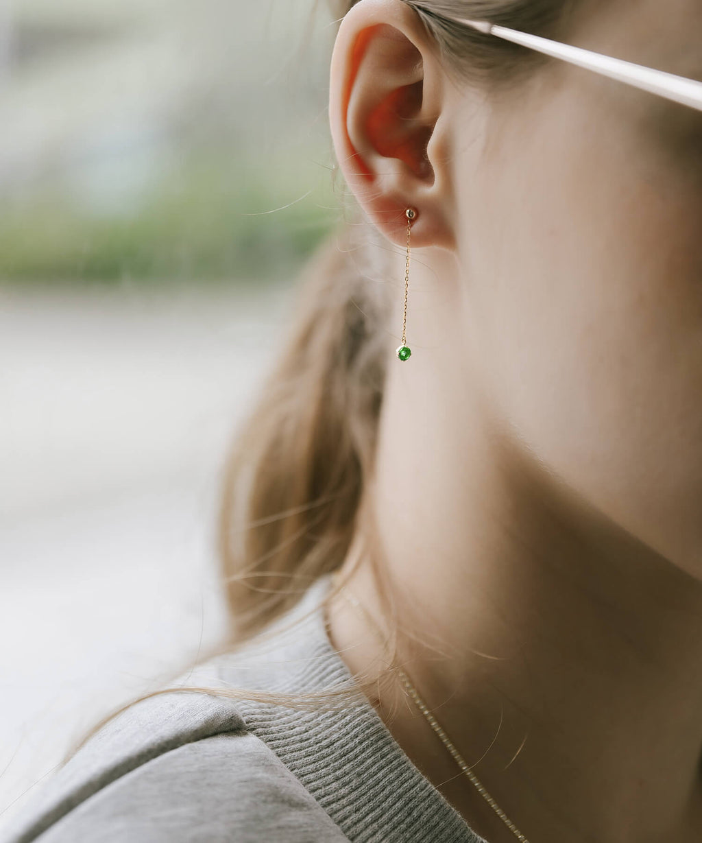 10K Gold Green Radiance Emerald Chain Earrings | MEGREZ