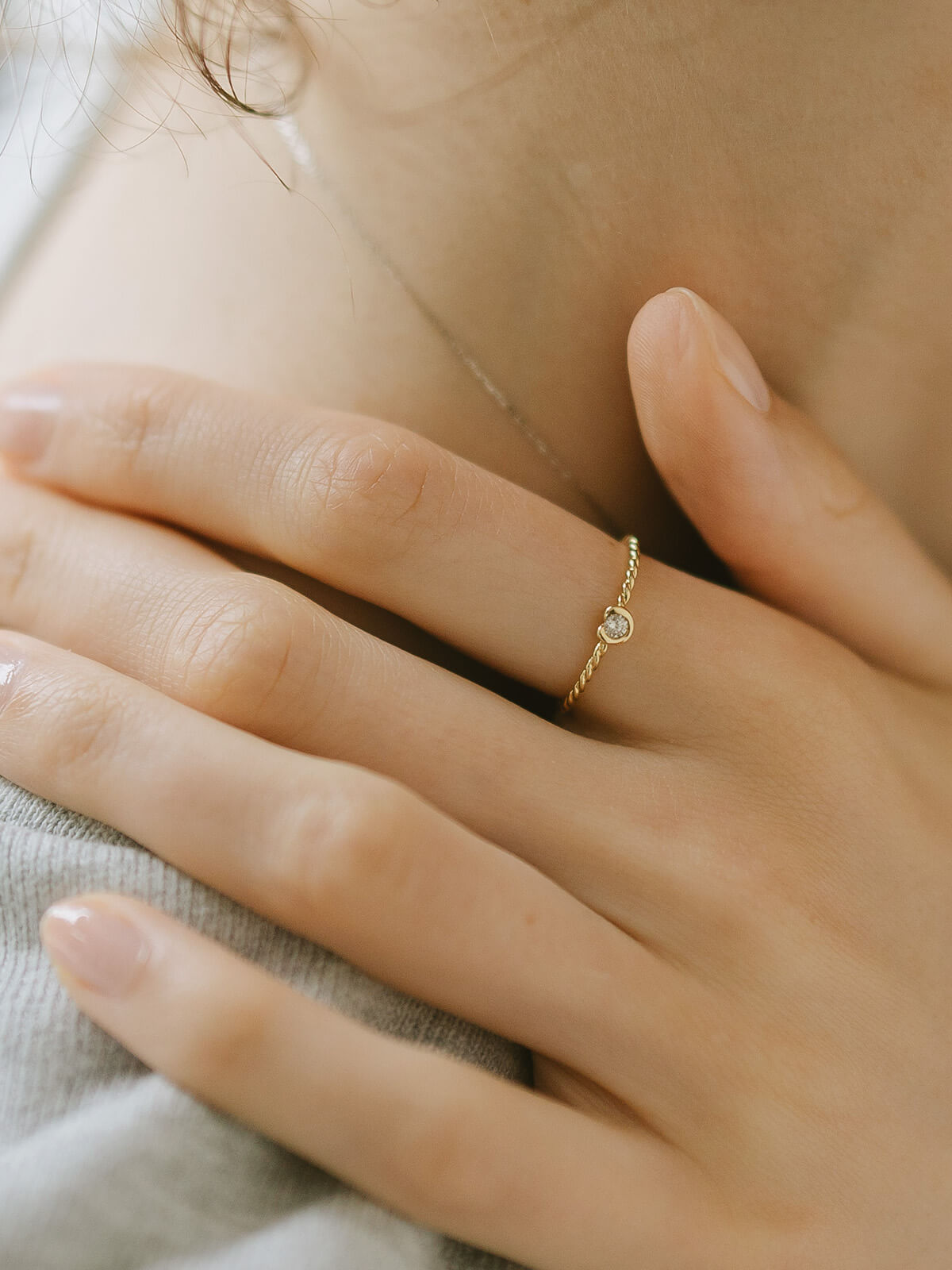 K18 CALYX DIAMOND RING | MEON RING