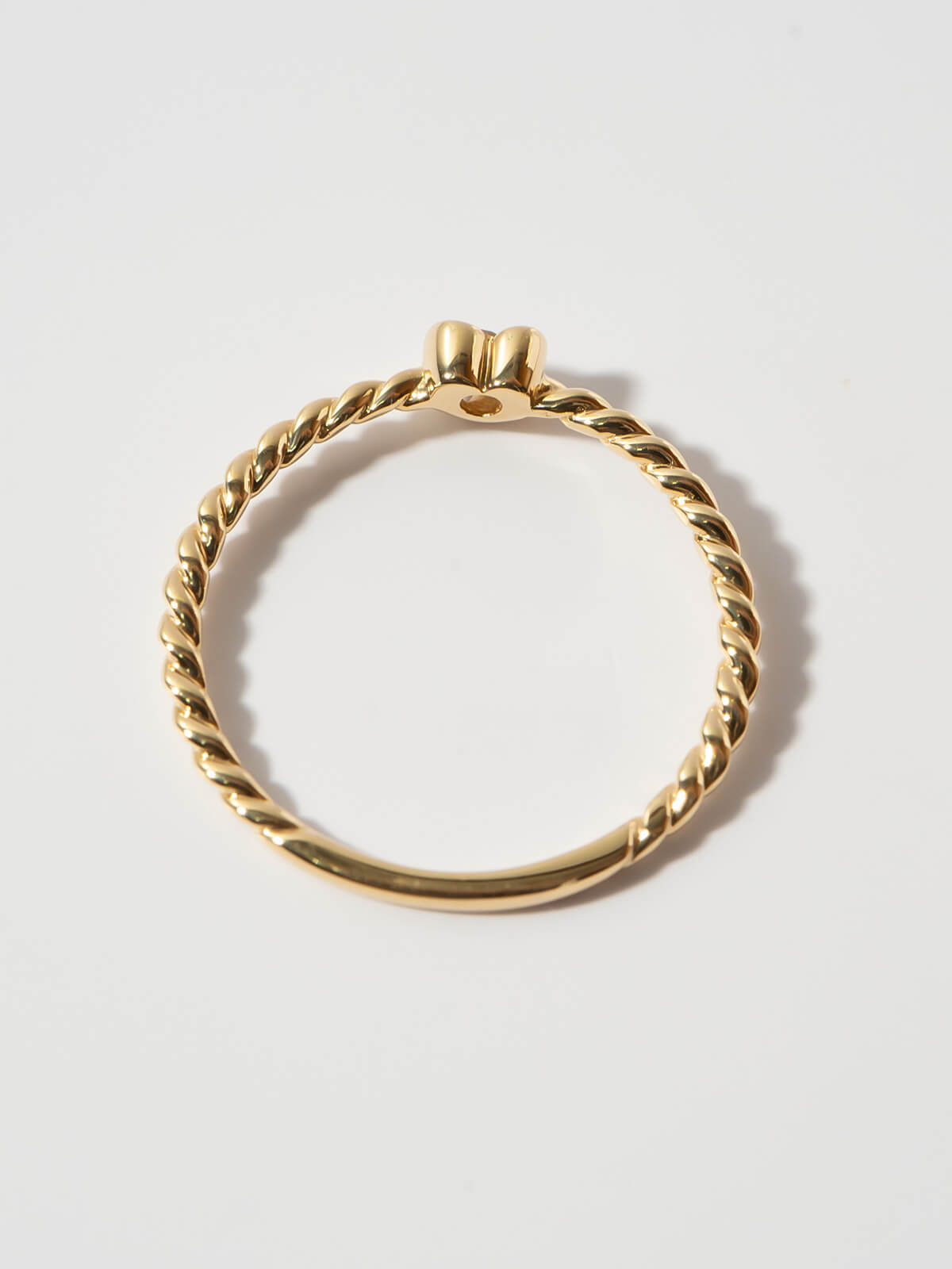18K Gold Calyx Diamond Ring | MEON