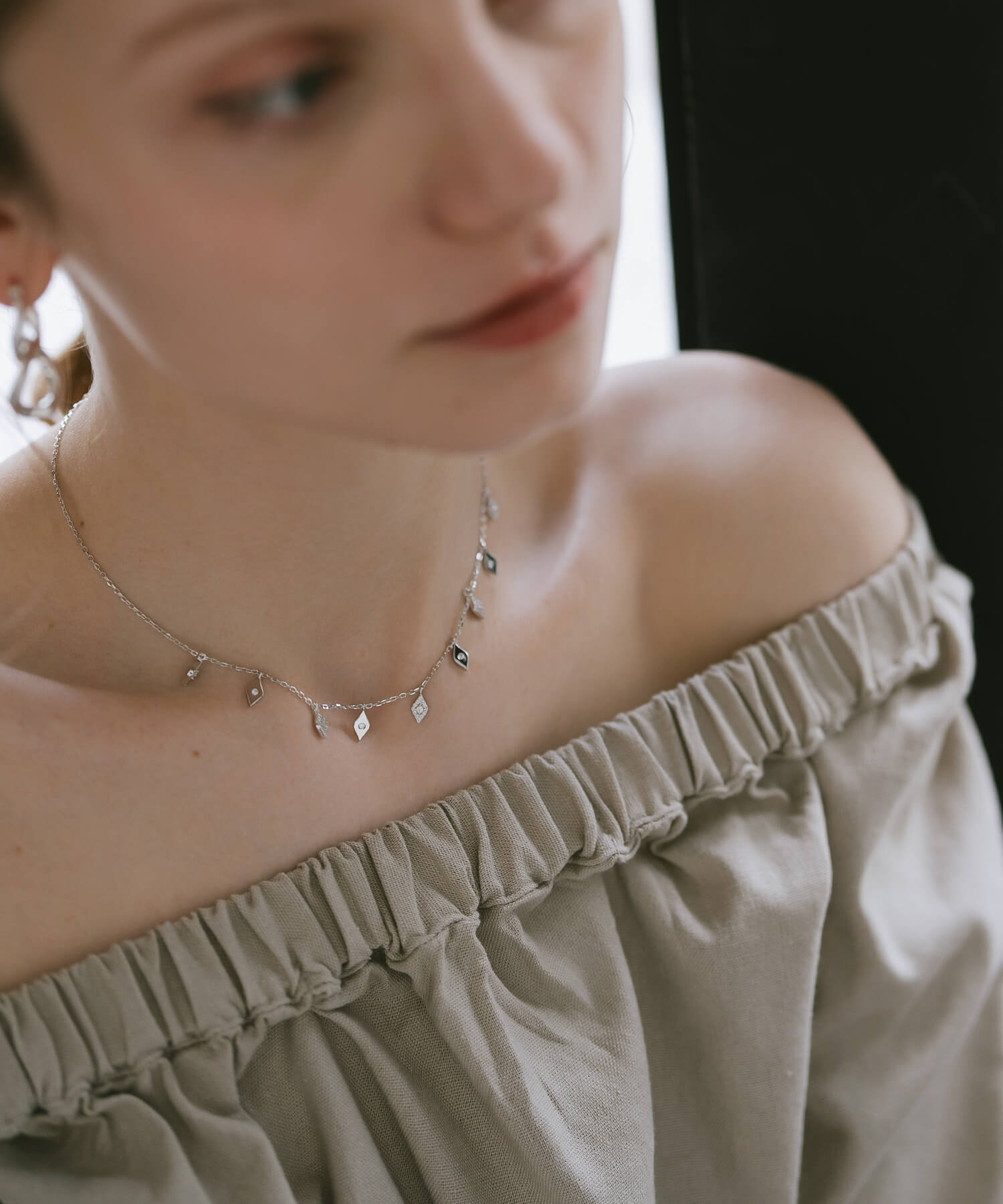 18K Gold Plated Sterling Silver Tinkle Choker Necklace | MIGELLA-DIA