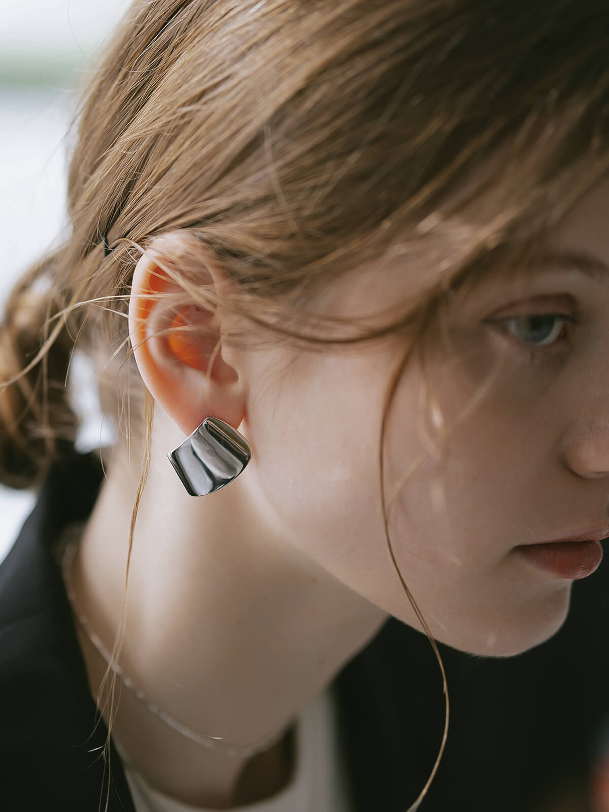 SILVER925 RIBBONFOLD EARRINGS | MIRAVA-PE