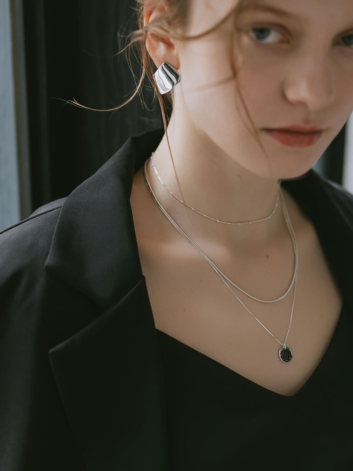 SILVER925 RIBBONFOLD EARRINGS | MIRAVA-PE