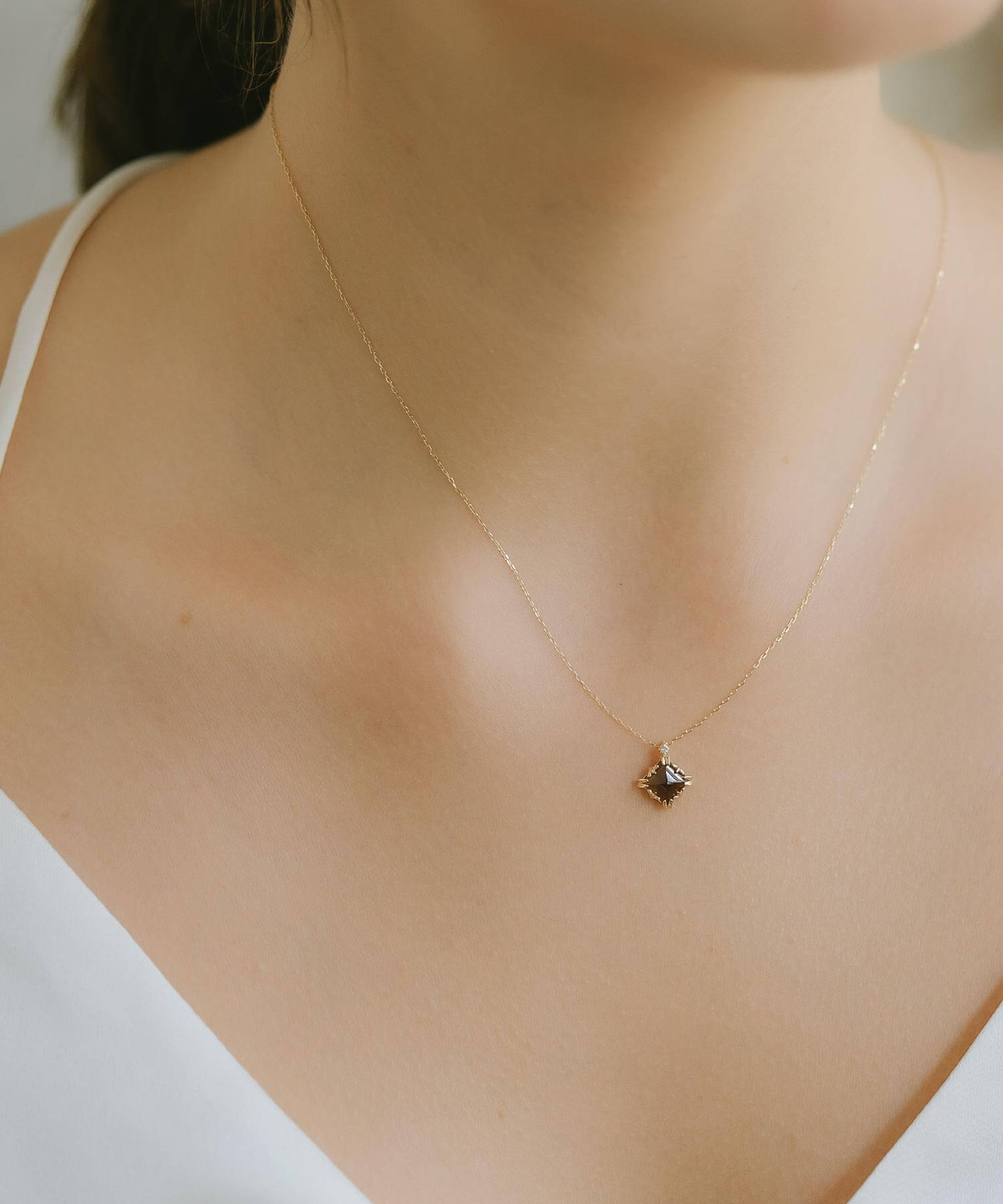 10K Gold Rhombus Smoky Quartz Necklace | TETRA-ATTA
