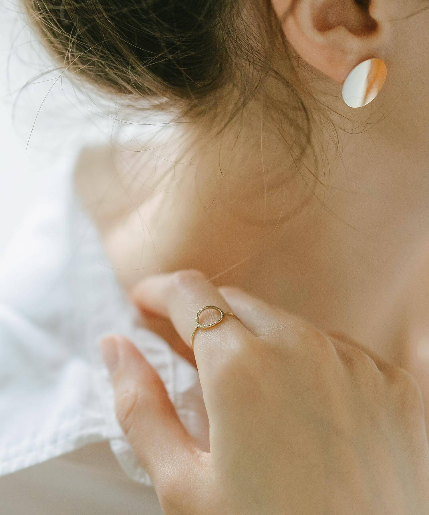 10K Gold Pave Diamond Open Circle Ring | FOSSOLE